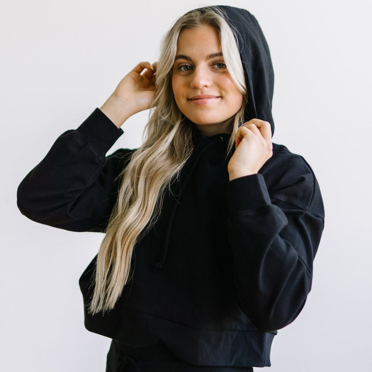 Crop Hoodie - Black | Maven Thread
