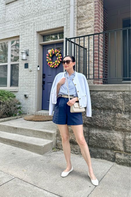 My obsession with blue and white is real lately! This classic outfit would be perfect for 4th of July or on cooler summer days💙🤍

#memorialdayoutfit #preppystyle #preppyoutfit #summerstyle #whattowear #classicoutfit #everydaystyle #casualoutfit 


#LTKShoeCrush #LTKSeasonal #LTKStyleTip