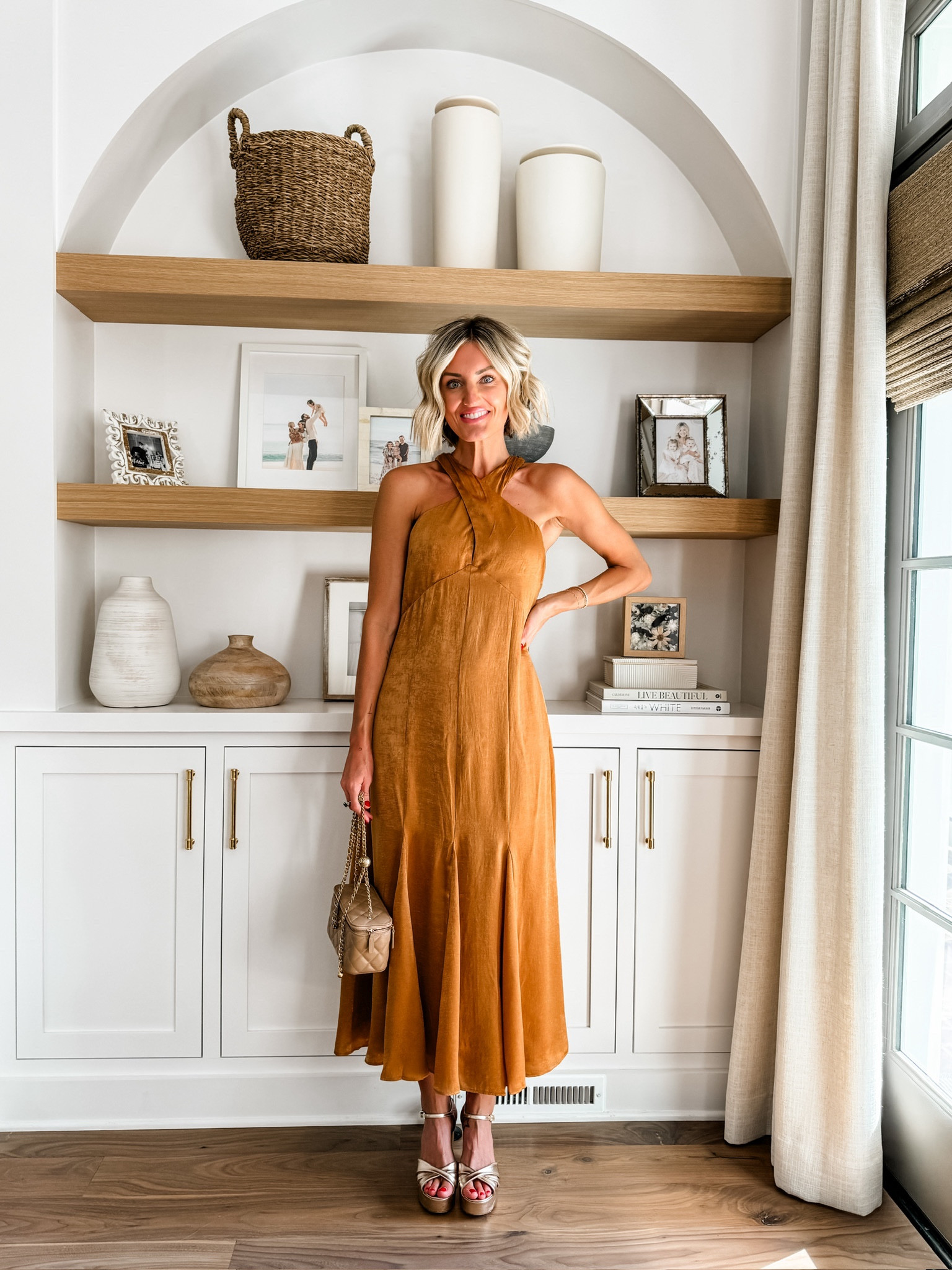 This color is stunning! This would make a perfect fall wedding guest dress! Wearing XS! 


Loverly grey, loft, slip dress, high neck dress, wedding guest dress, fall wedding 

#LTKWedding #LTKSeasonal #LTKStyleTip