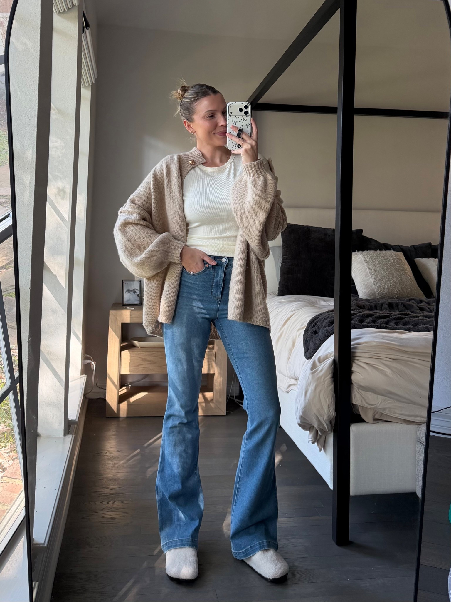 Easy cozy outfit! Size M in long sleeve shirt and cardigan.

#LTKootd #LTKgrwm