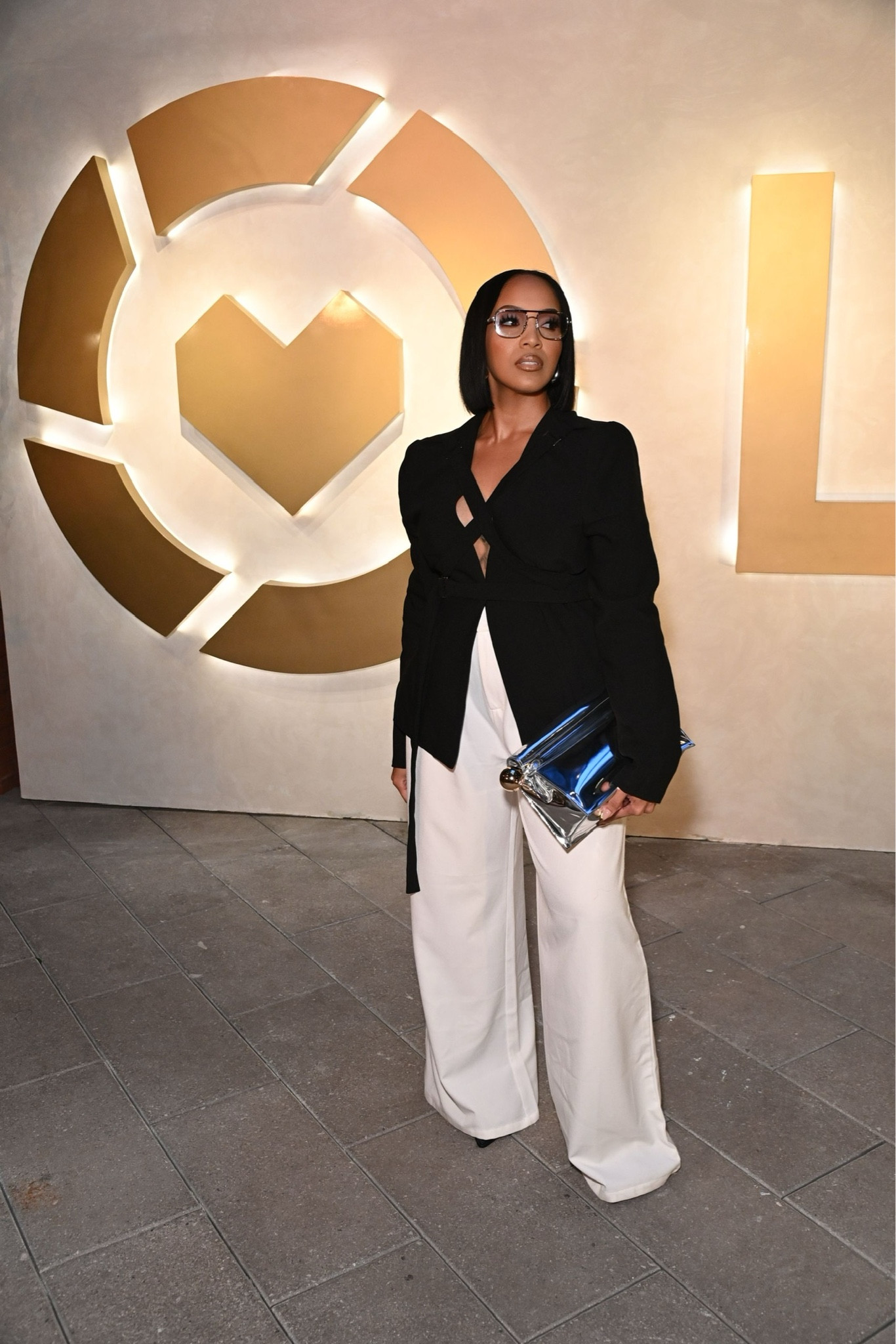 Here's my look for the LTK Party! I linked the PLT styles they currently have in stock for this blazer. This black one restocks often though, so be sure to favorite this post! You'll get a restock notification!

#LTKNYFW #LTKStyleTip #LTKCon