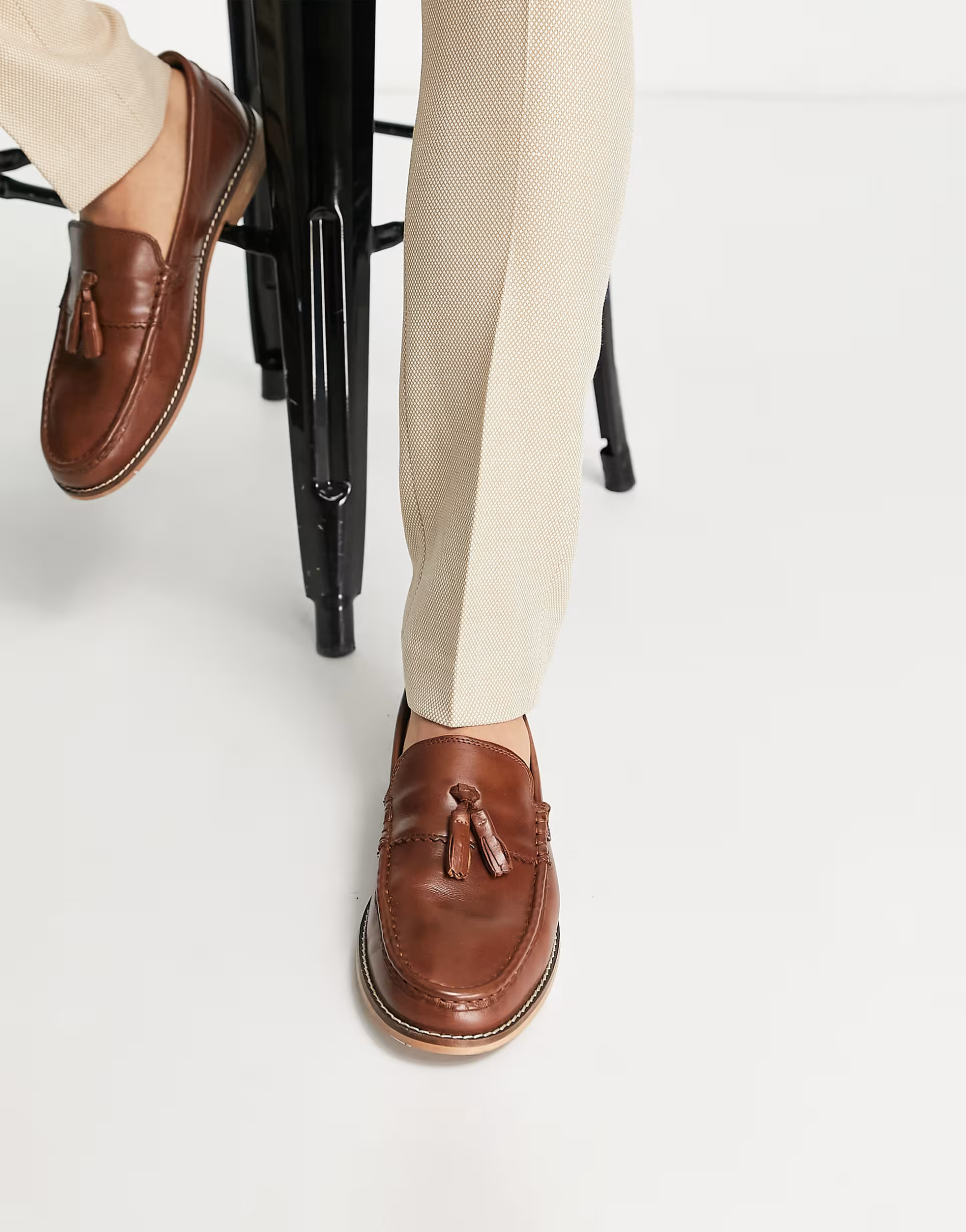 ASOS DESIGN tassel loafers in tan leather with natural sole | ASOS (Global)