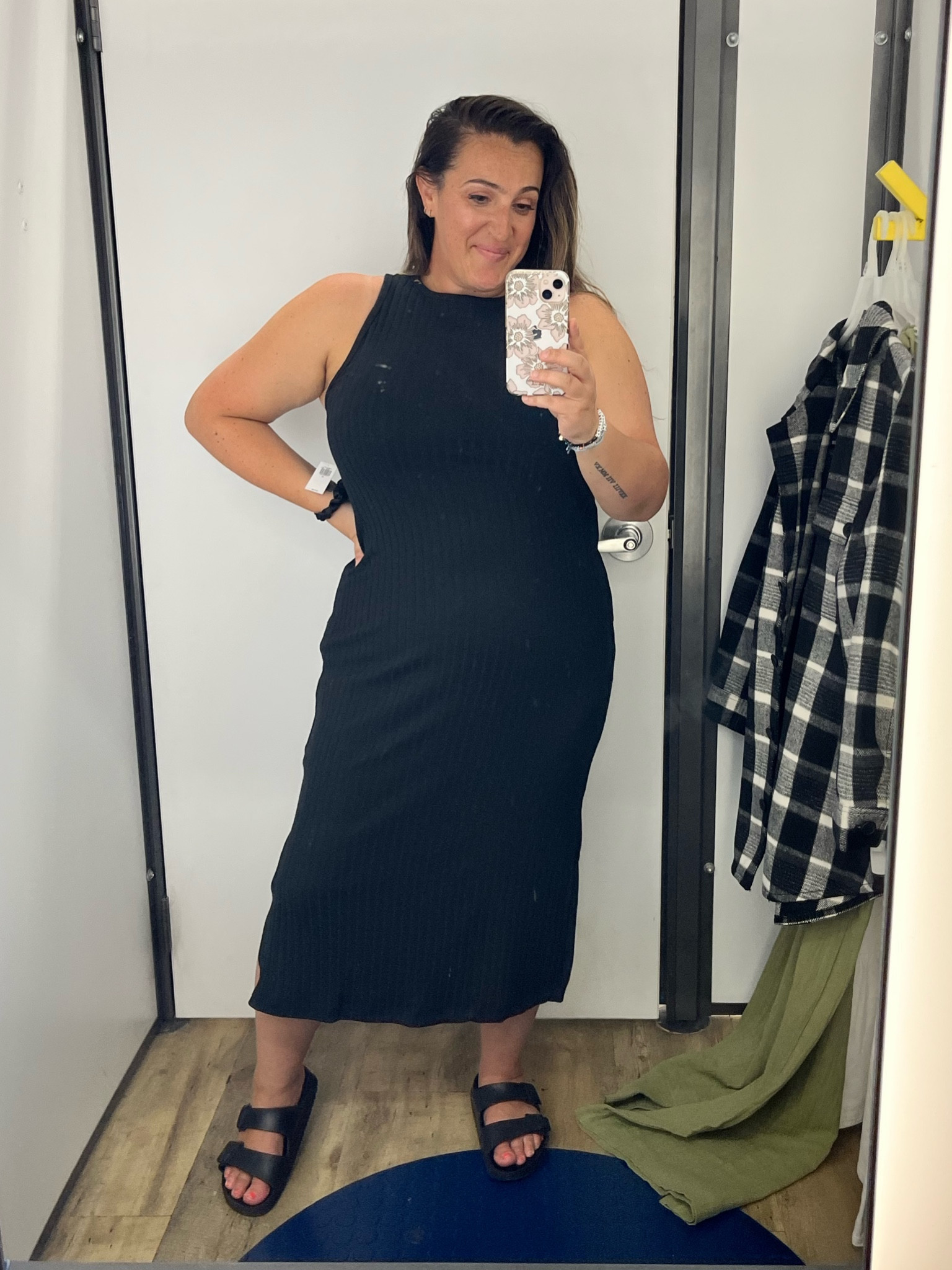 Sleeveless Old Navy BodyCon Dress! I’m wearing an XL. Perfect for adding a flannel or cardigan over. 

#LTKsalealert #LTKunder50 #LTKstyletip