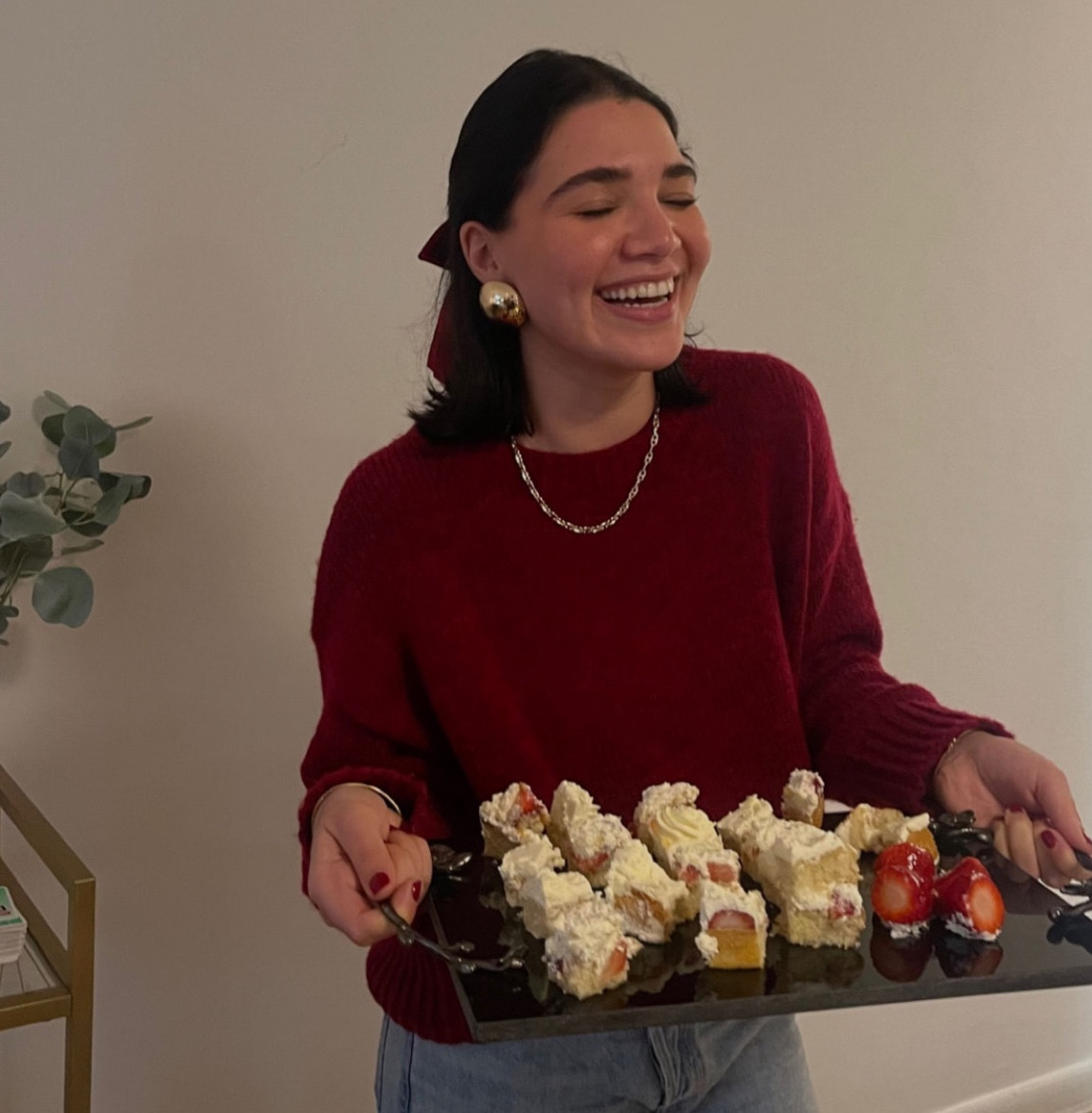 Holiday comfy look / red sweater 

#LTKparties #LTKHoliday #LTKSeasonal