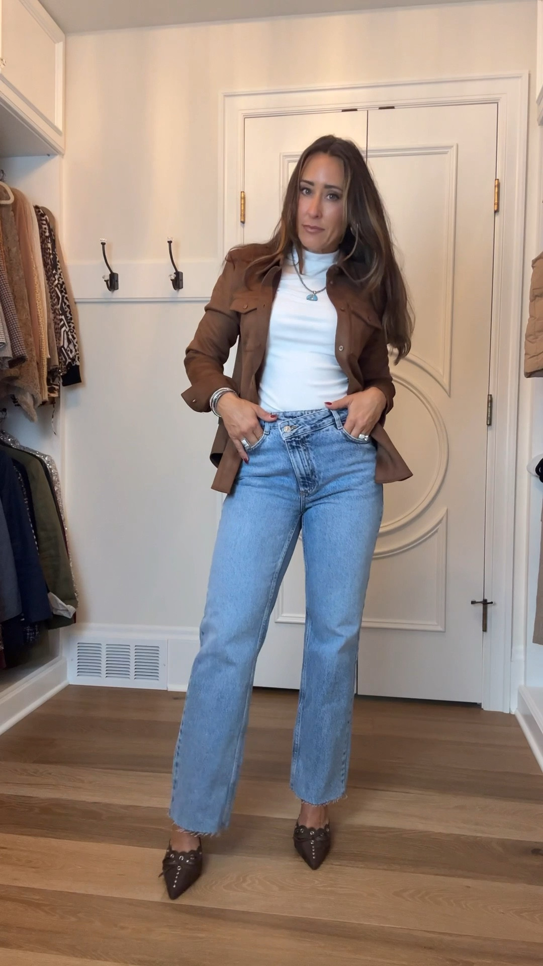 Everything about the fit of this outfit is awesome!! The faux suede shirt doubles as a blazer, the basic tee, the Zara denim….sooo good!!! 
Denim wearing size 4. For $60, these jeans are pretty darn good!
6164/154/427 
Size small in tops 

Fall style
Brown suede
Brown corduroy
Suede and denim
Basic fit 

#LTKU #LTKOver40 #LTKSeasonal