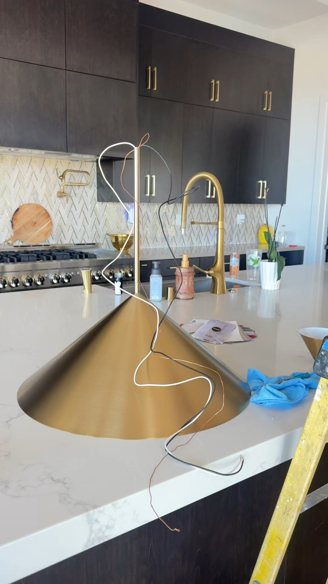 It's nothing more satisfying than a simple clean aesthetically pleasing main kitchen ❤️