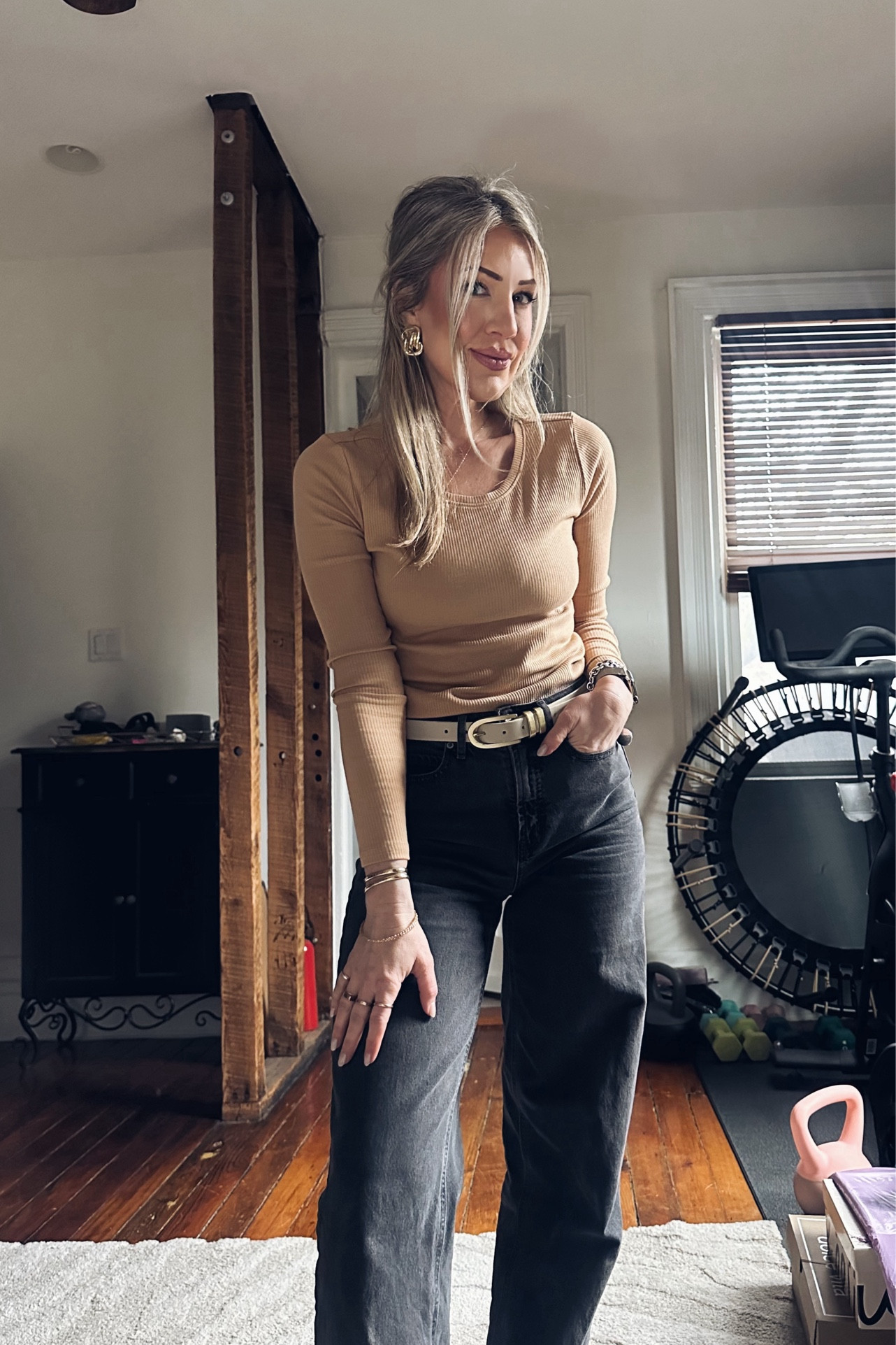 OOTD ❤️ I went with my smaller size for these jeans because they break in perfectly! I’ve worn them non-stop with boots, sambas, birks etc. I

#LTKHoliday #LTKFindsUnder50 #LTKStyleTip