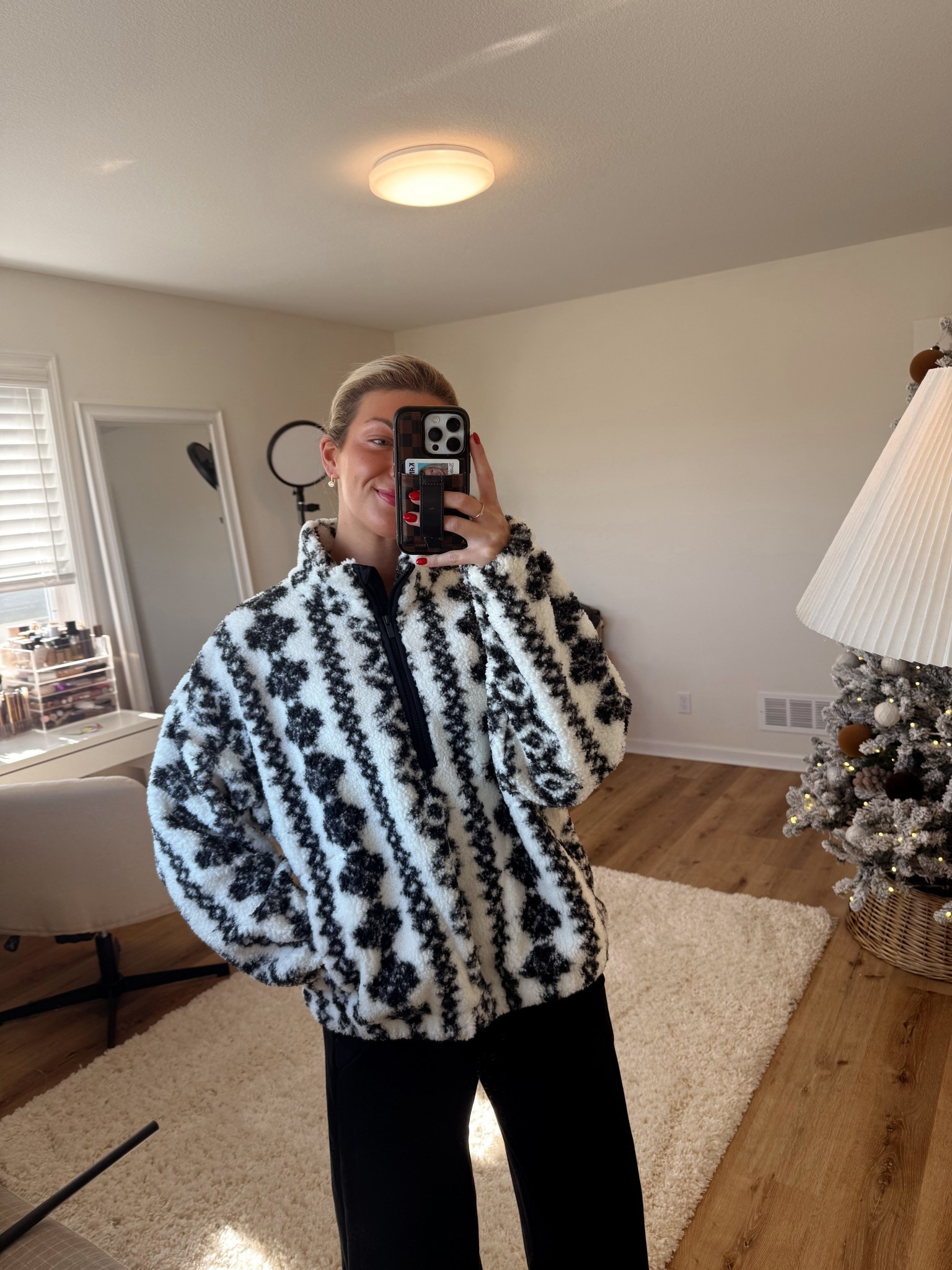 Came here to tell you I’m obsessed with this Sherpa and it’s $40. I have a size L 

#LTKootd #LTKFindsUnder50