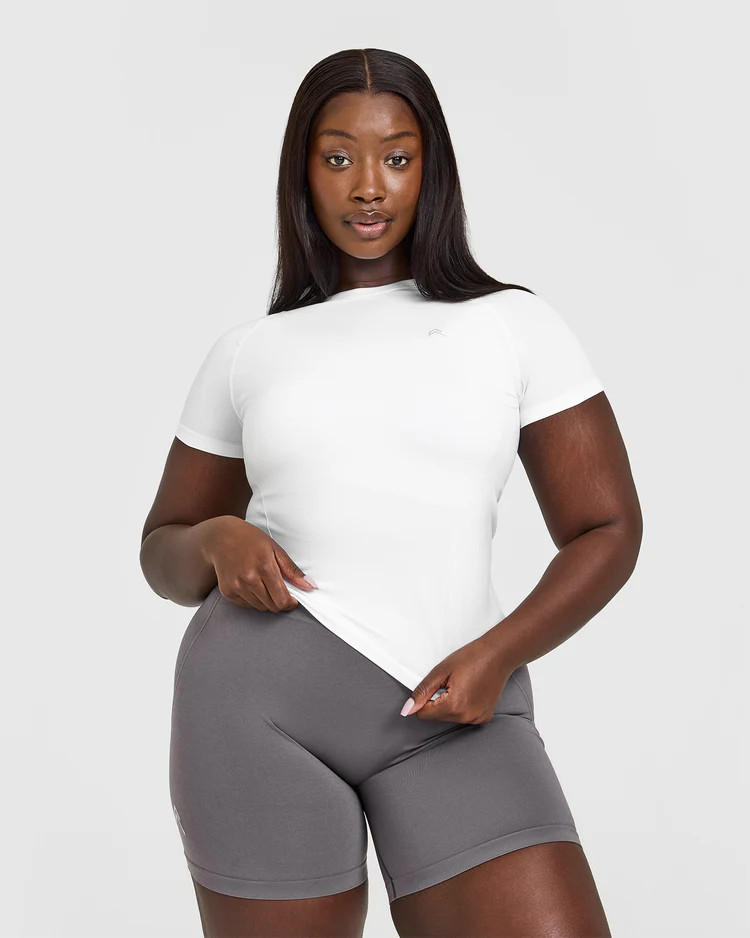 Go To Seamless Fitted Top 
 White | Oner Active (UK / US)