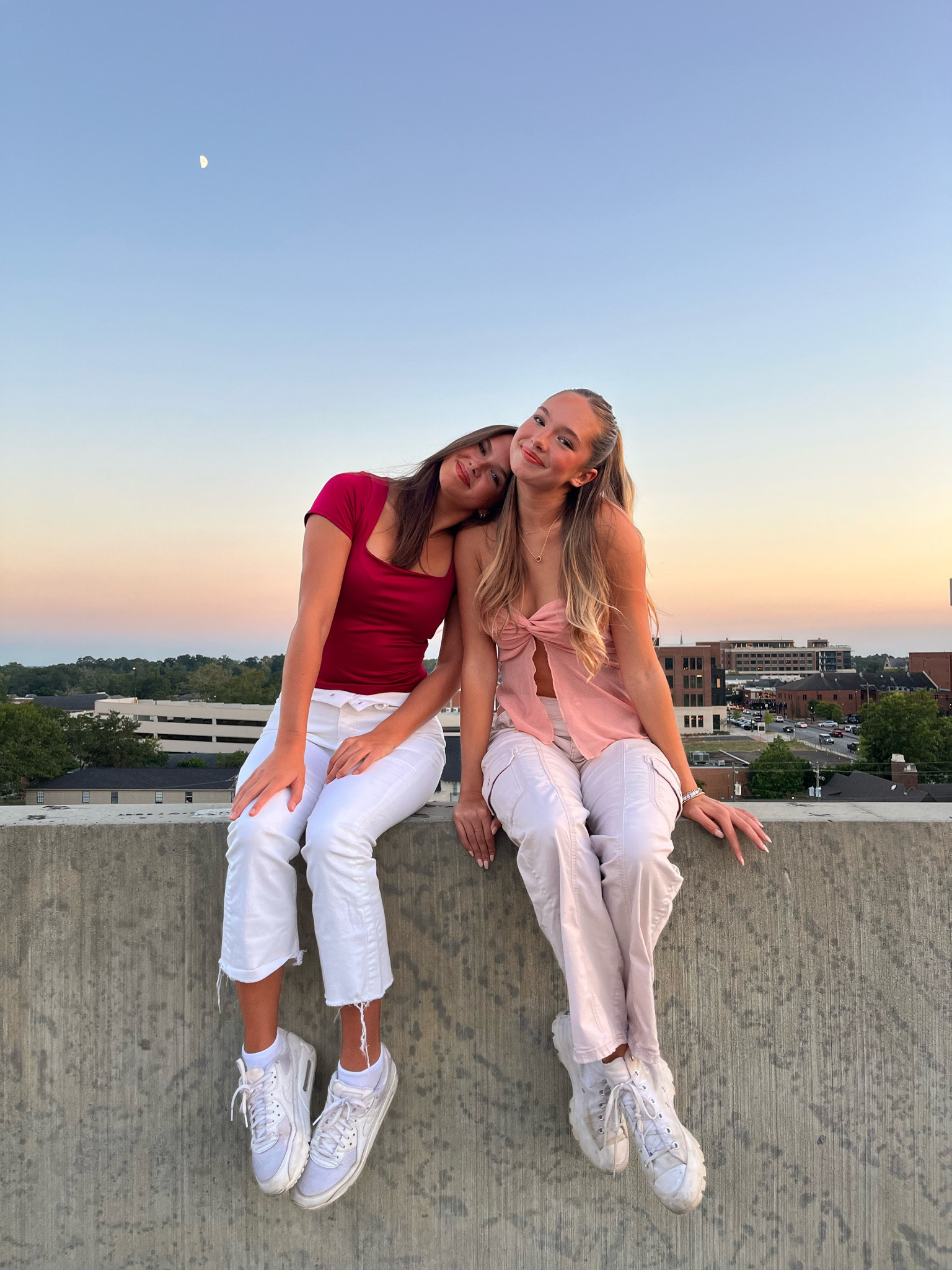 outfit I wore out with some friends! can be dressed up or down! obsessed with this top so flattering! 

#LTKstyletip #LTKU #LTKparties