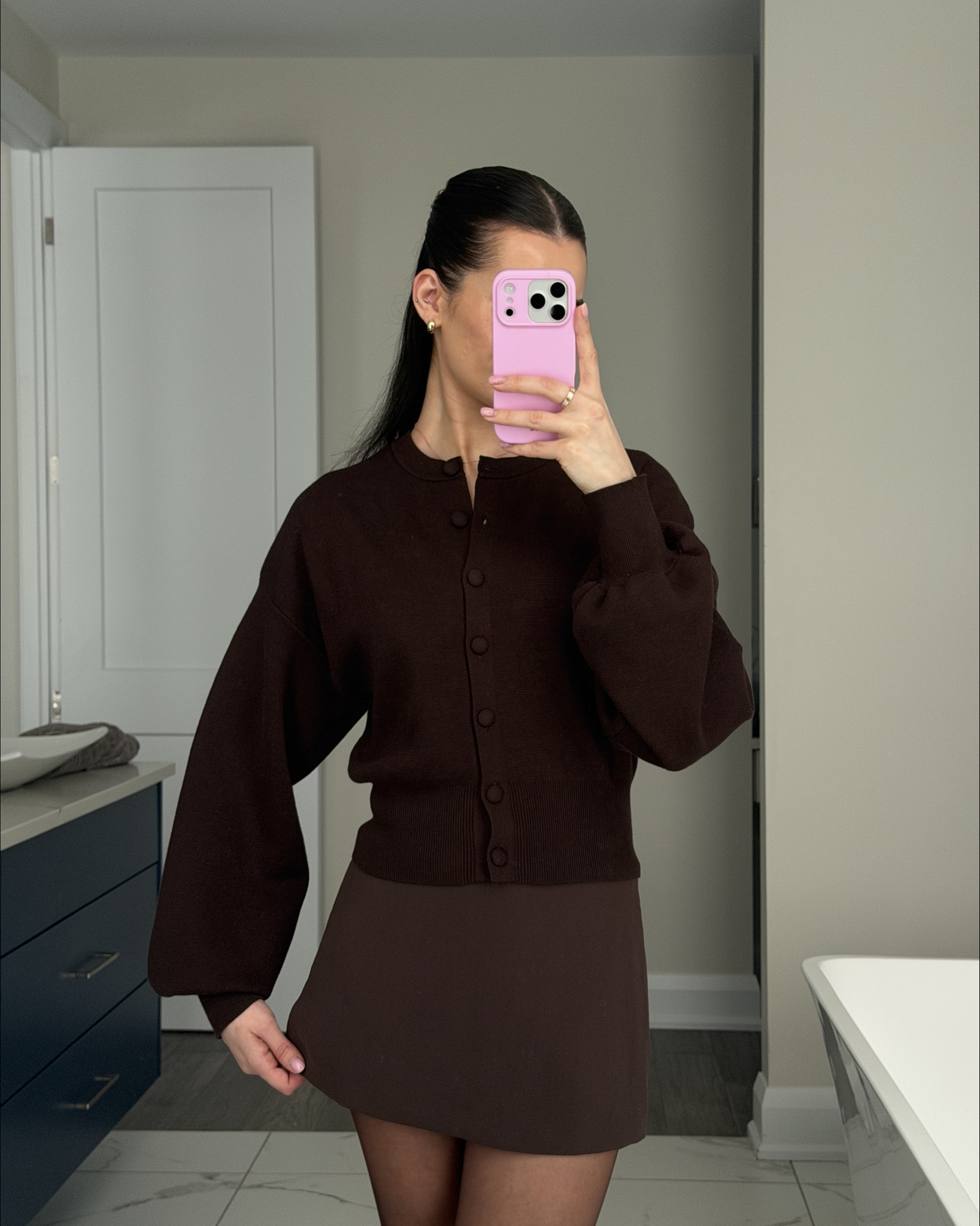 love a monochromatic look 🤎@Dynamite Clothing @Aritzia 

#LTKgrwm #LTKootd #LTKValentine