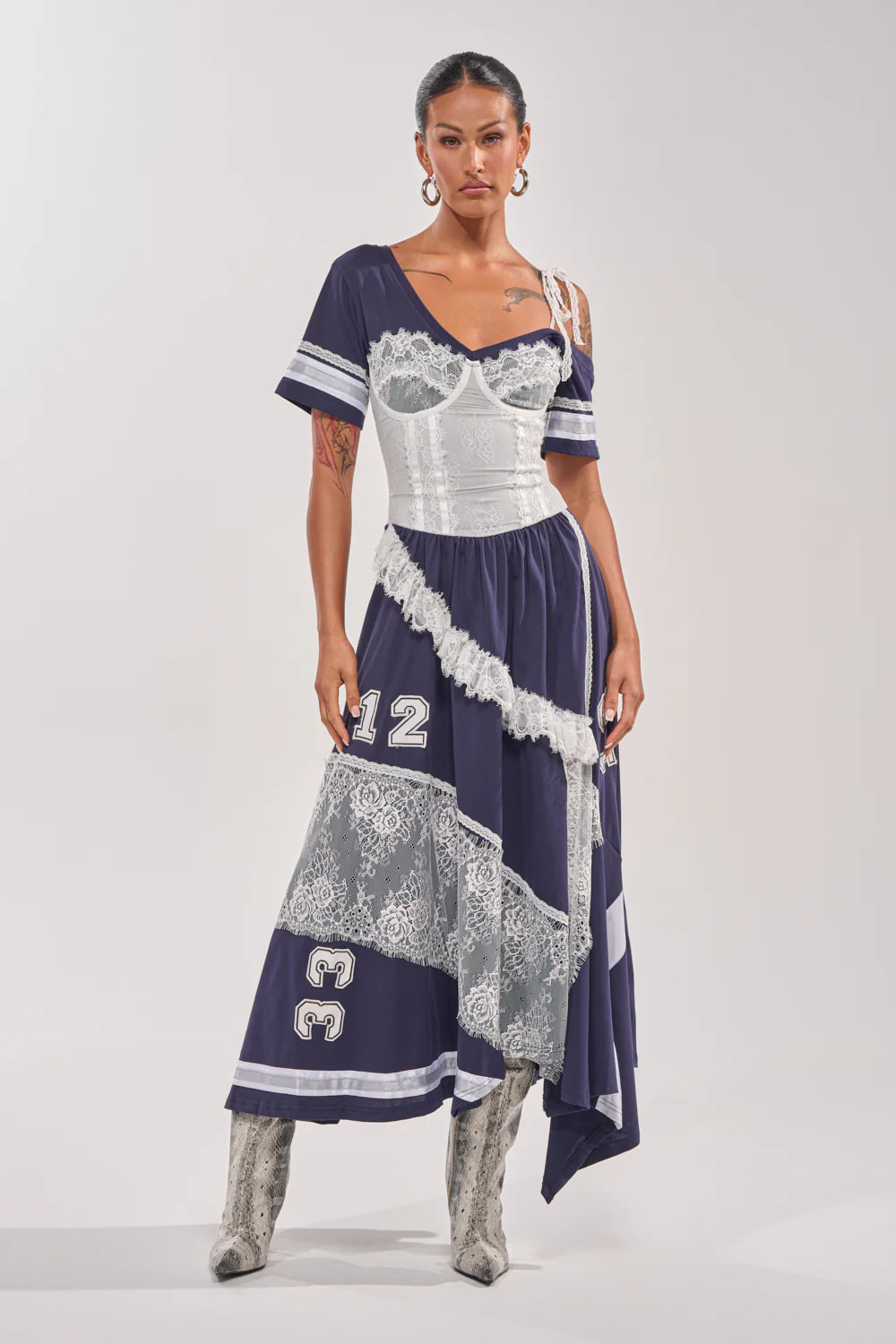 BOX SUITE LACE JERSEY MAXI DRESS | AKIRA