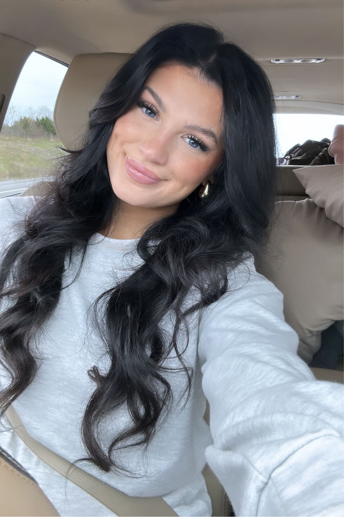 FULL FACE! The glowy look ✨✨✨

#LTKfindsunder50 #LTKbeauty #LTKstyletip