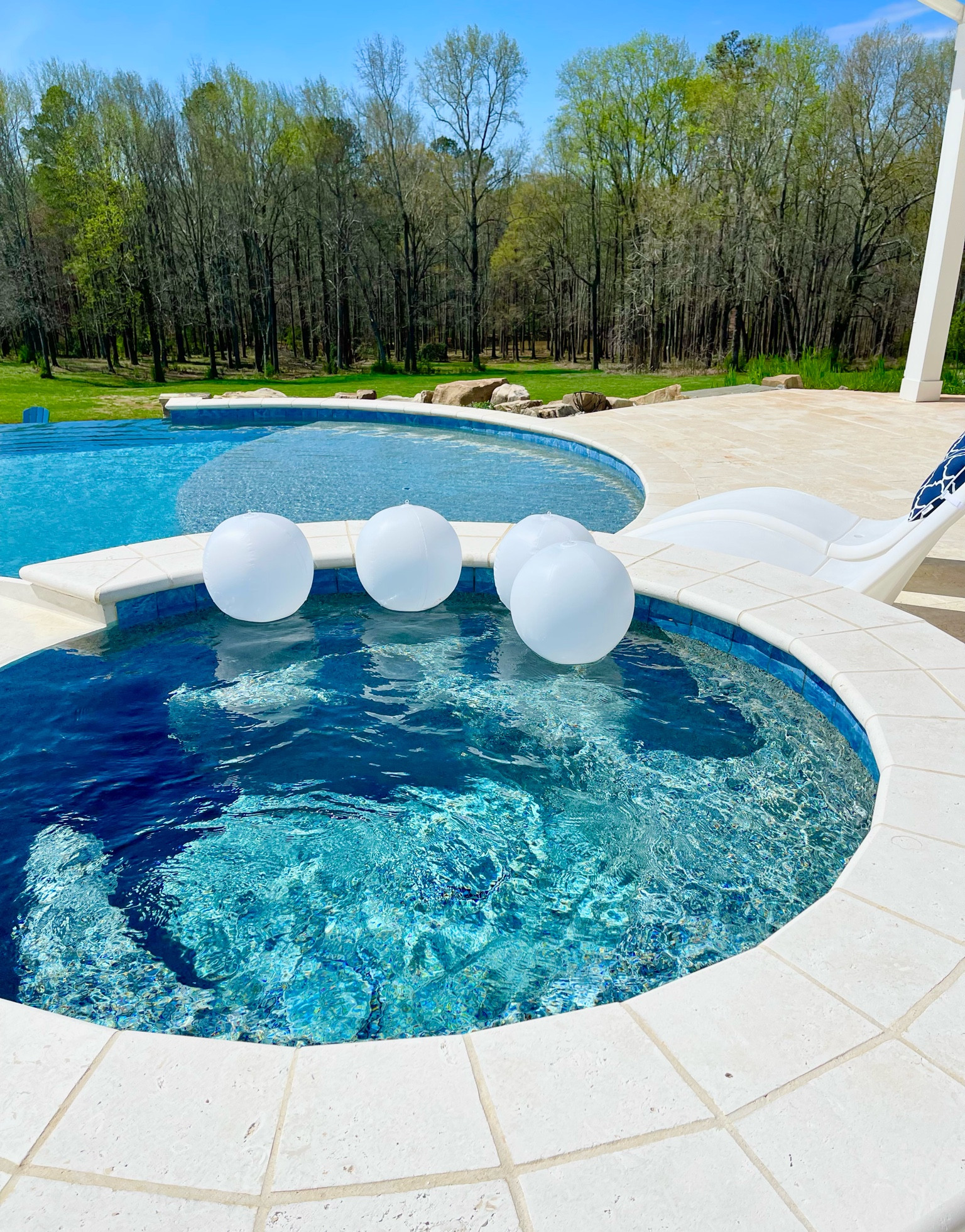 Fun floating color changing LED globes for your pool or your decor! Love these! $15 off coupon on the site. #amazonfinds #founditonamazon #amazonhome
#outdoordecor
#poolparty #homedecor #patiodecor


#LTKsalealert #LTKfamily #LTKhome