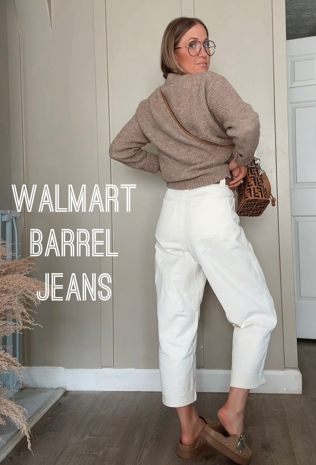 Wearing a Zero in these barrel jeans

#LTKPetite #LTKmomlife #LTKSpringSale
