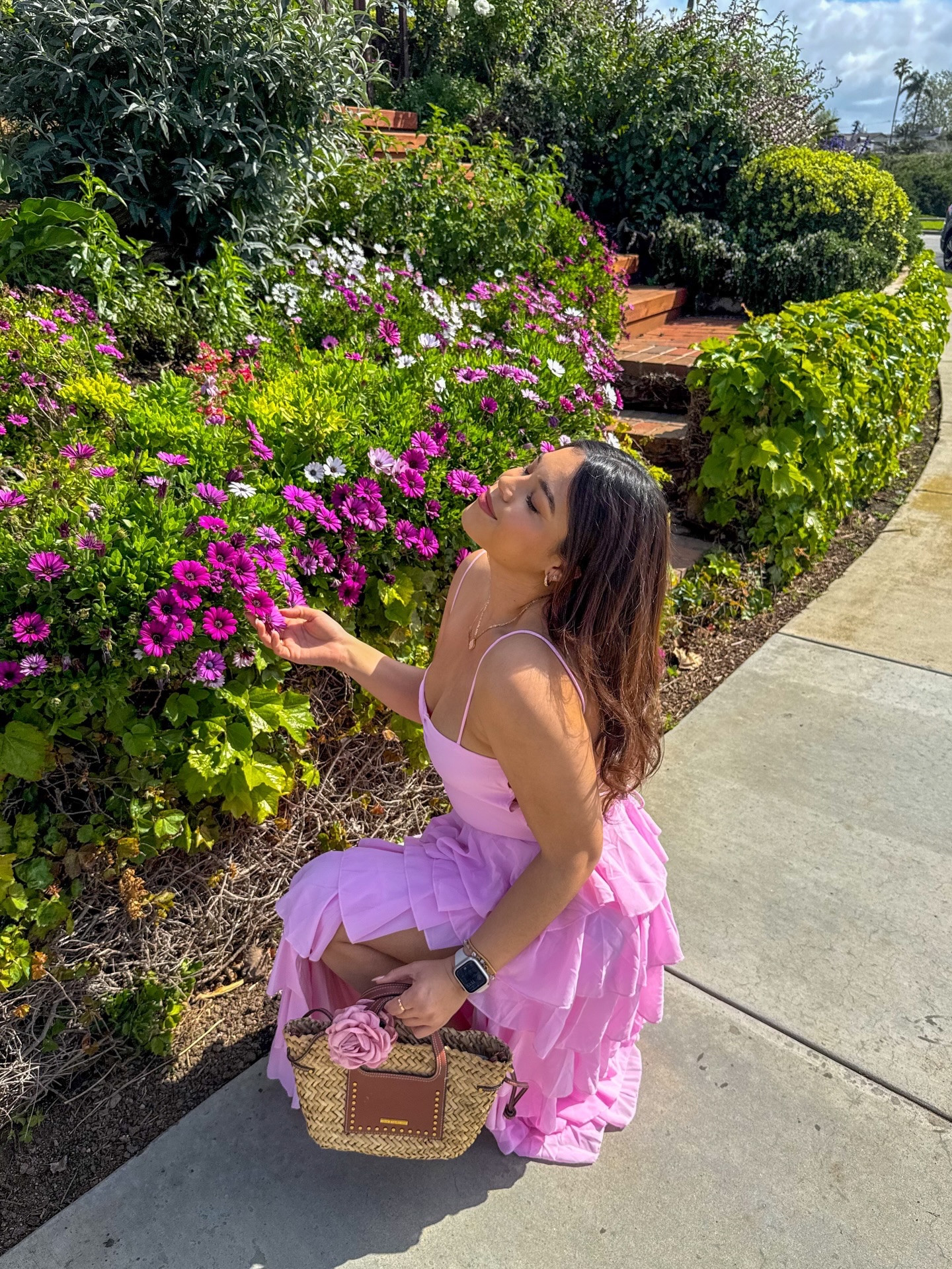 Somewhere between healing and falling in love with life again.. I became the version of me. ✨
@beginningboutique 

Comment dress deets 🔗
#promdresses #promdress2026 #beginningboutique #fairytaledress #pinkdresses

#LTKootd #LTKMidsize