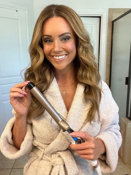 Loving this 1 inch barrel curling iron!  Use the clamp or use it as a wand.  Also comes in other sizes.

#kbstyled #curlingiron #hairtools #hottools

#LTKover40 #LTKbeauty