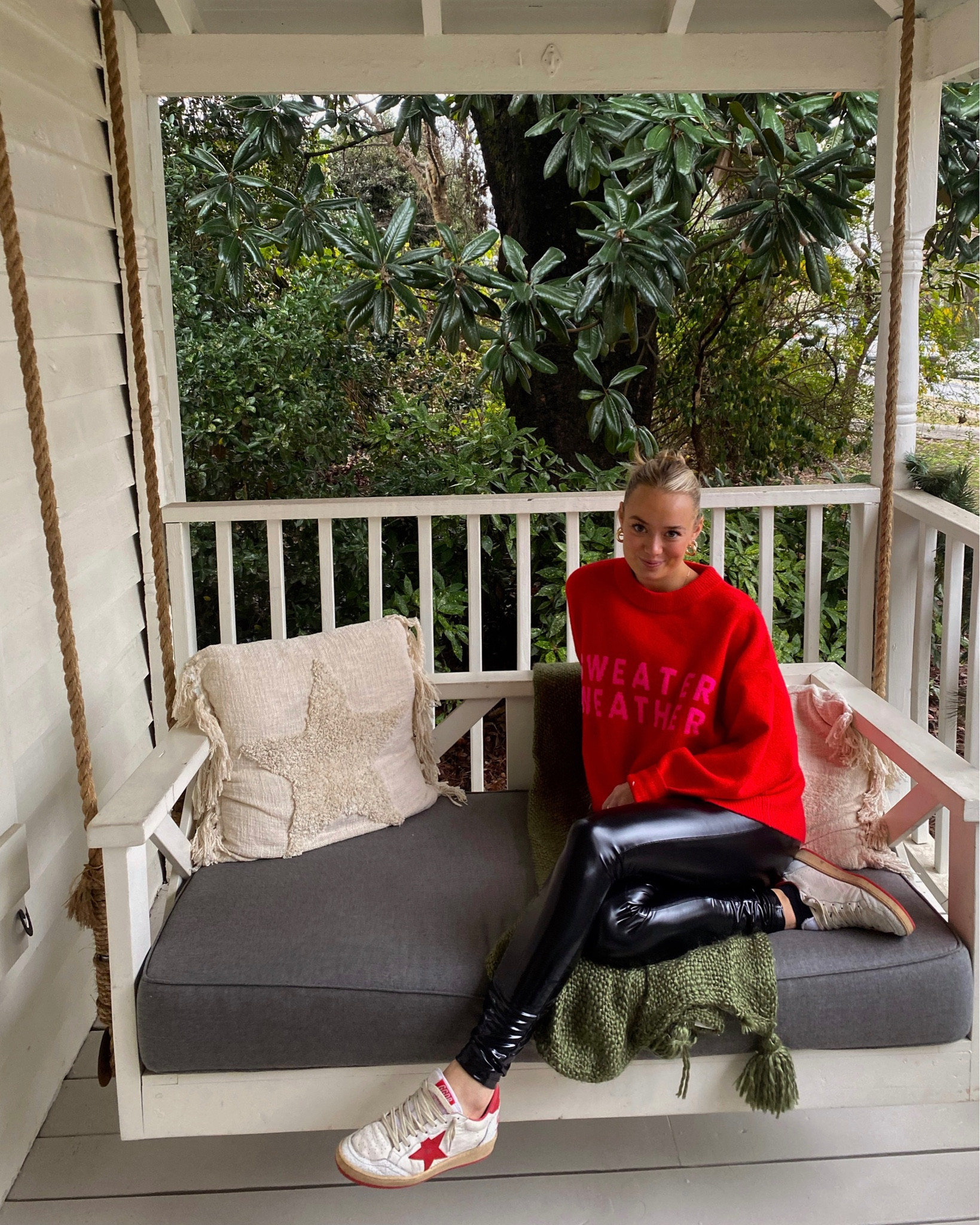 the best kind of weather = sweater weather !!! 

#LTKSeasonal #LTKunder50 #LTKHoliday