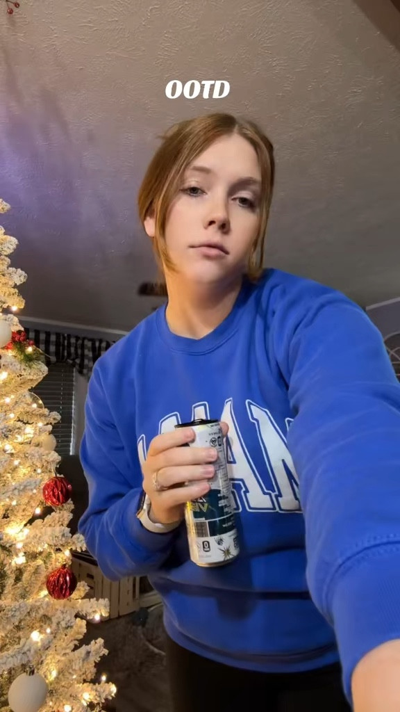 Casual Mom Everyday Outfit

#LTKFamily #LTKStyleTip