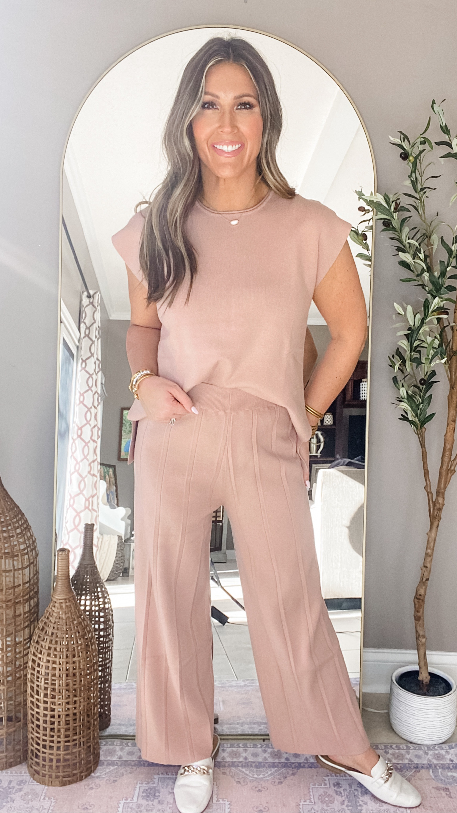 Luxury in a set 
Fit : TTS 

#LTKfindsunder50 #LTKbeauty #LTKstyletip