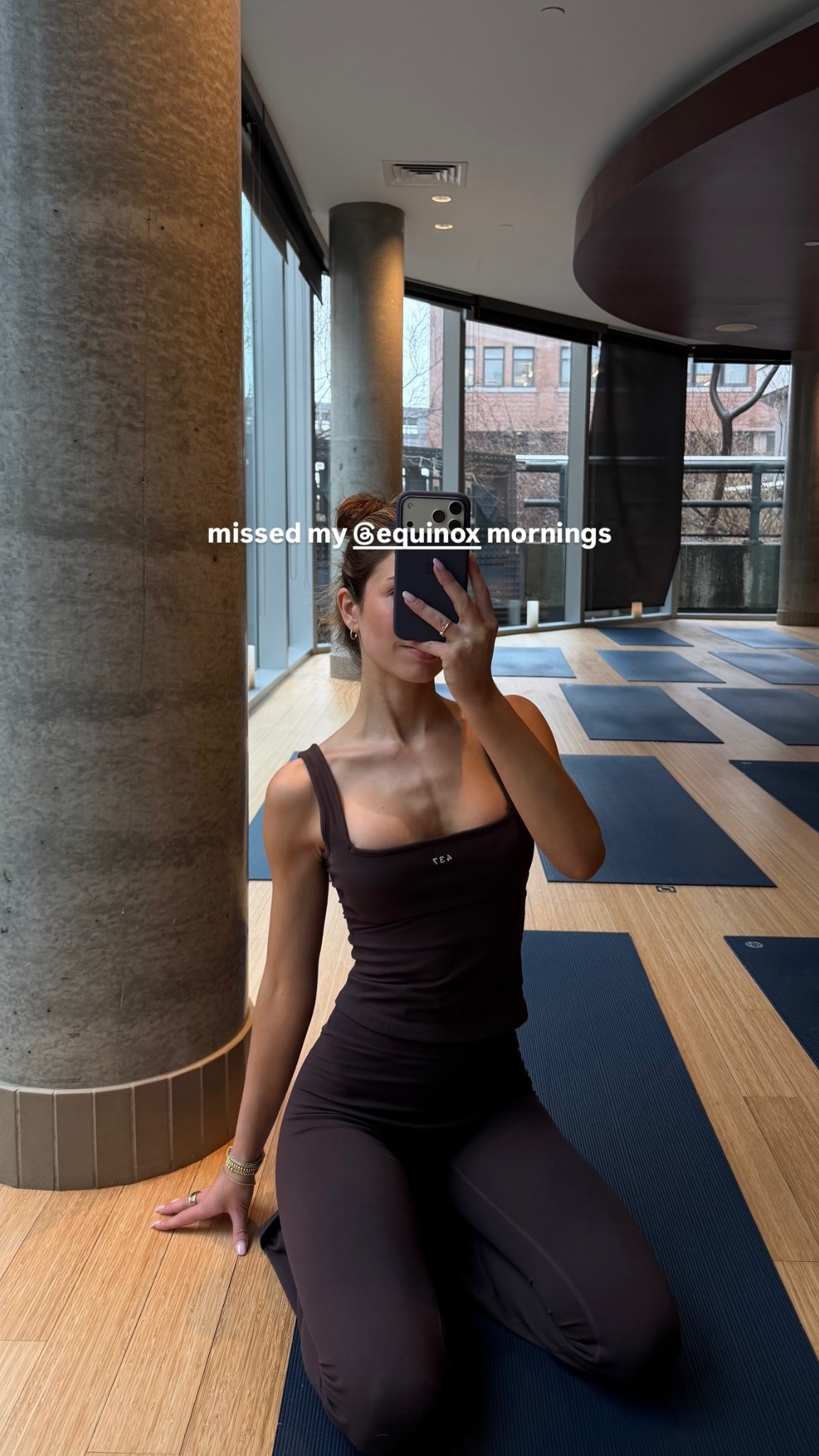 I’ve missed my Equinox mornings 🤎 

 