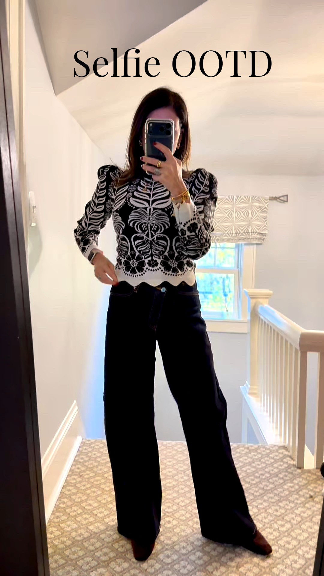 OOTD! Love those asymmetrical waistband jeans! 

#LTKFindsUnder100 #LTKStyleTip #LTKOver40