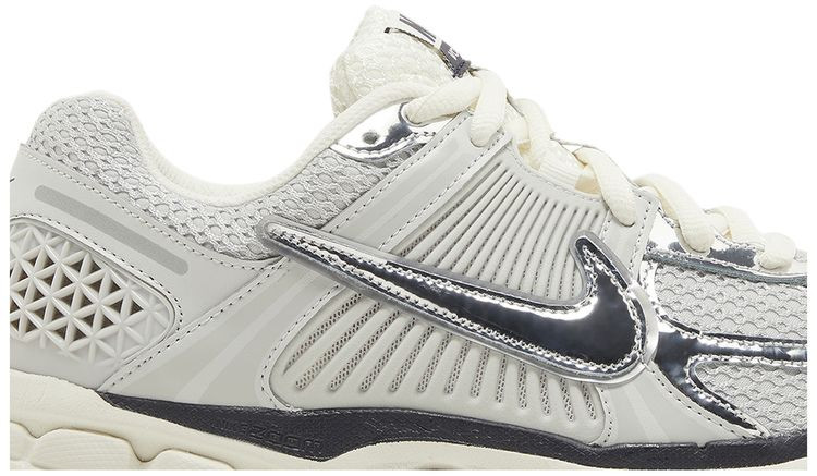 Air Zoom Vomero 5 'Chrome' | GOAT