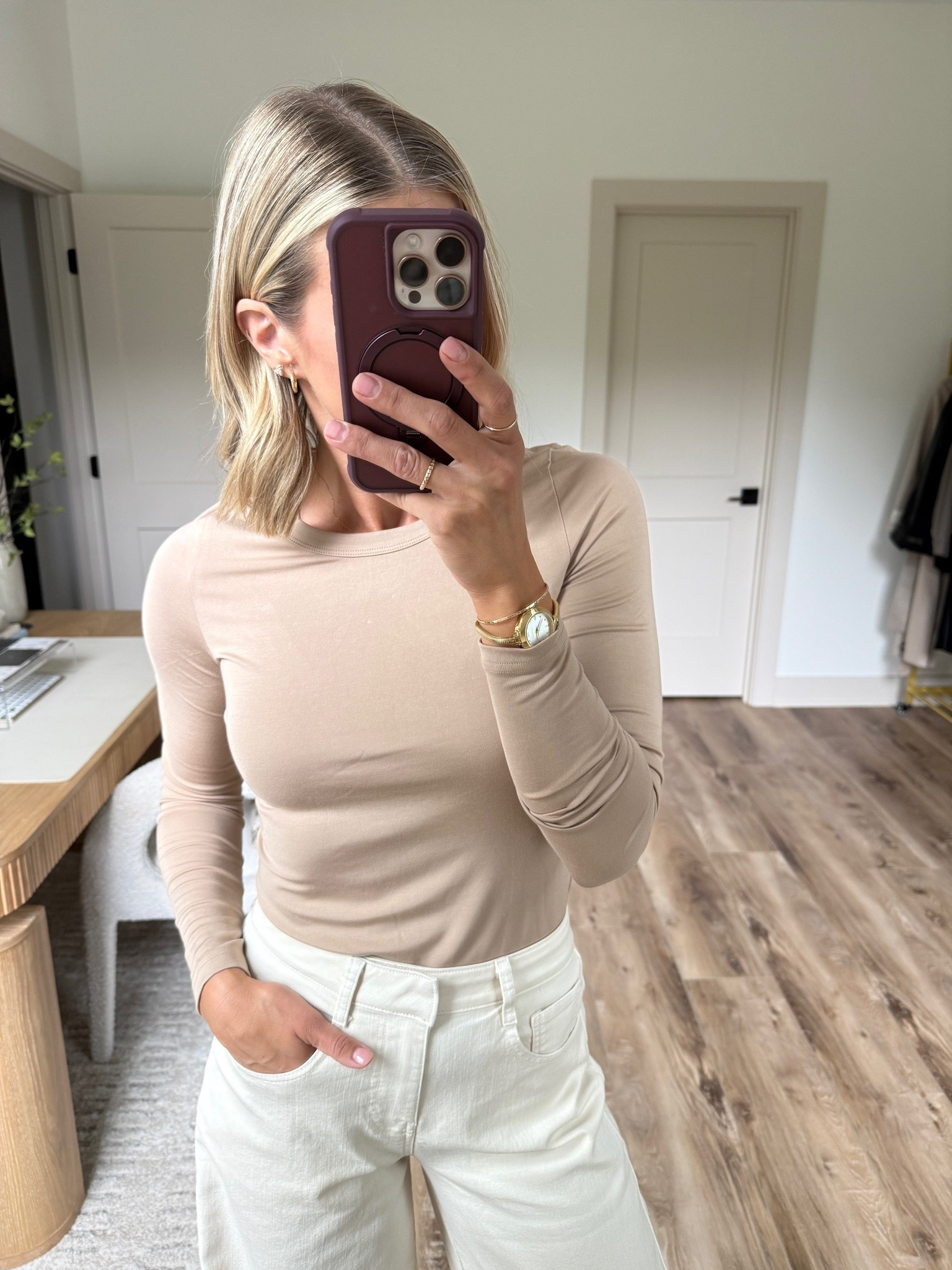 Wearing small long sleeve, 2 jeans (should have sized up one)

#LTKootd #LTKOver40 #LTKSeasonal