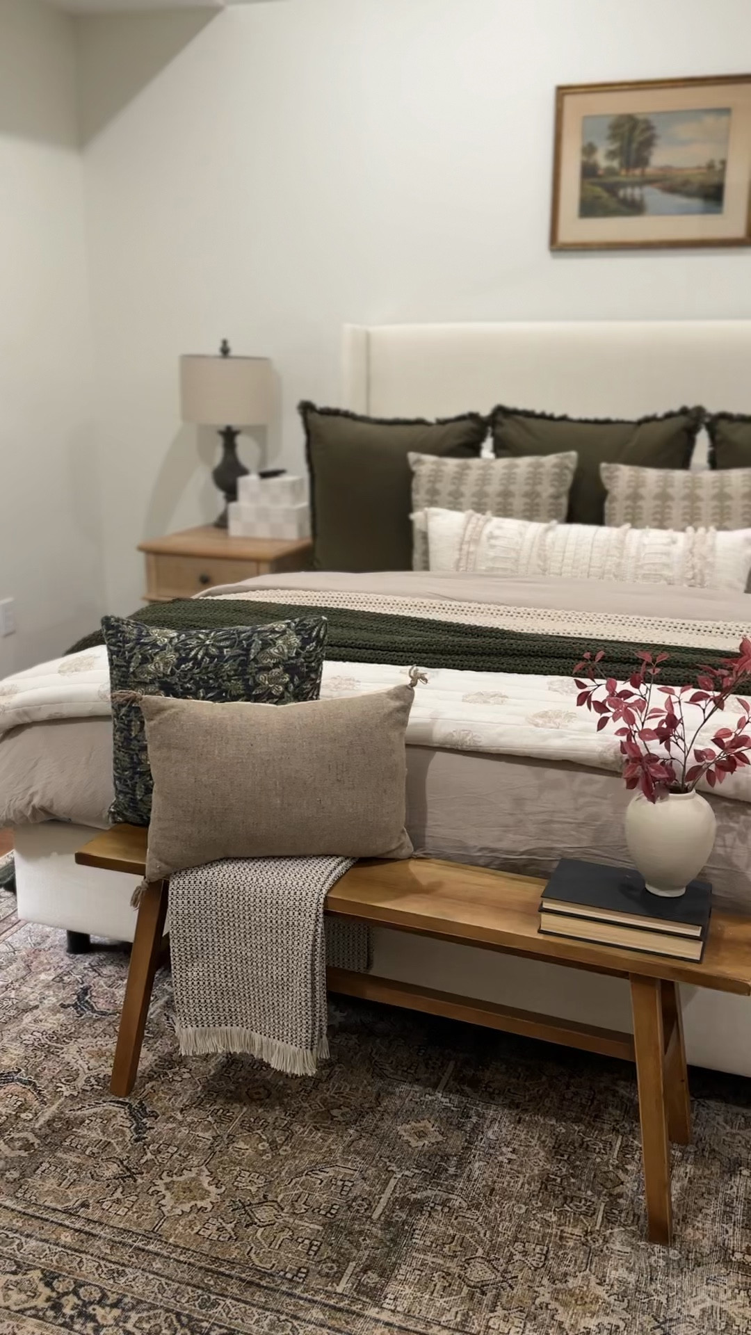 Primary bedroom fall decor 

#fall #primarybedroom #fallvibes #fallfinds #fallfeels #organicmodern #neutral #modernorganic 

#LTKHome #LTKSeasonal #LTKFallSale