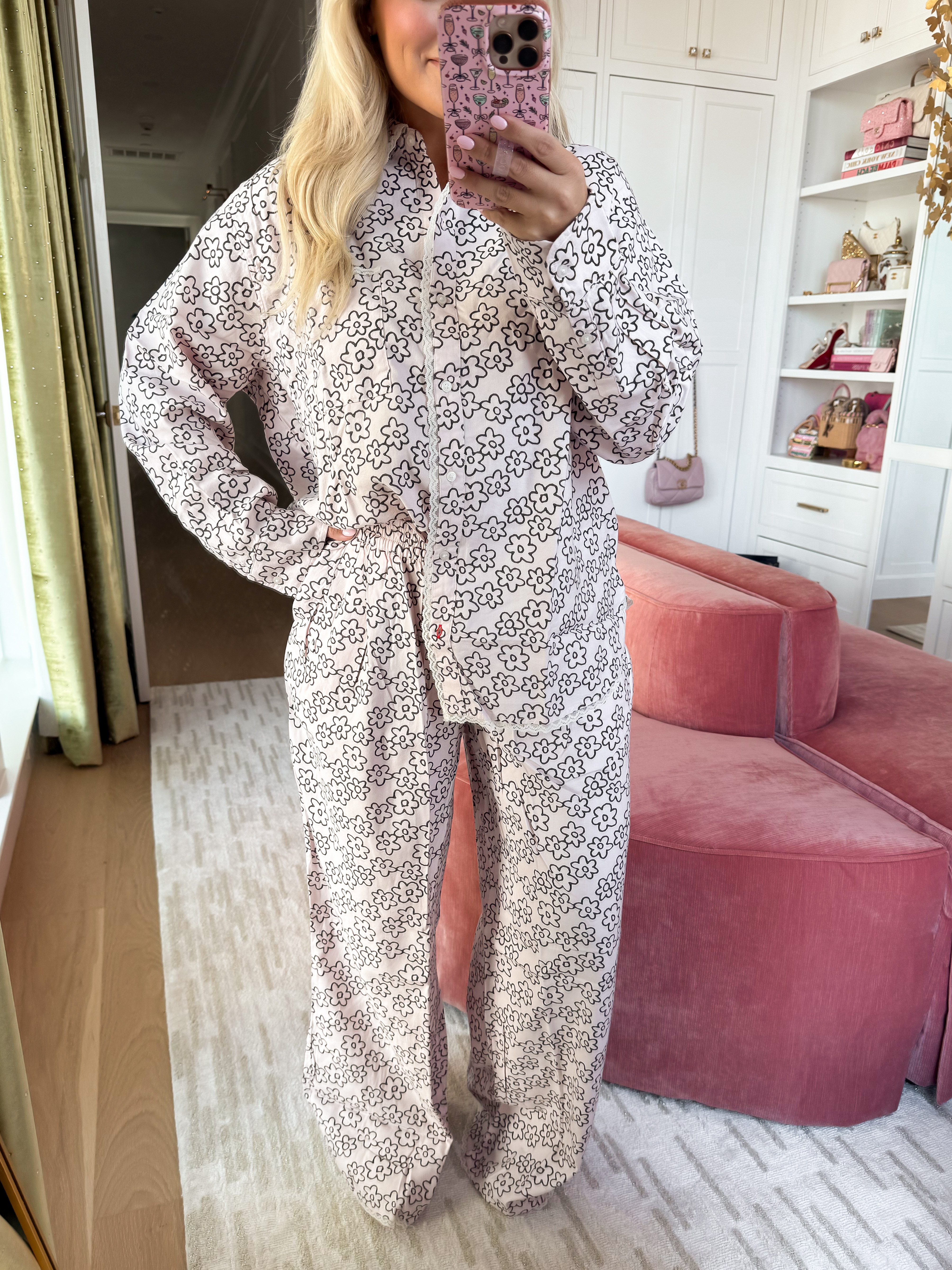 Flannel pajama set. Wearing a size small  

#LTKgrwm #LTKootd