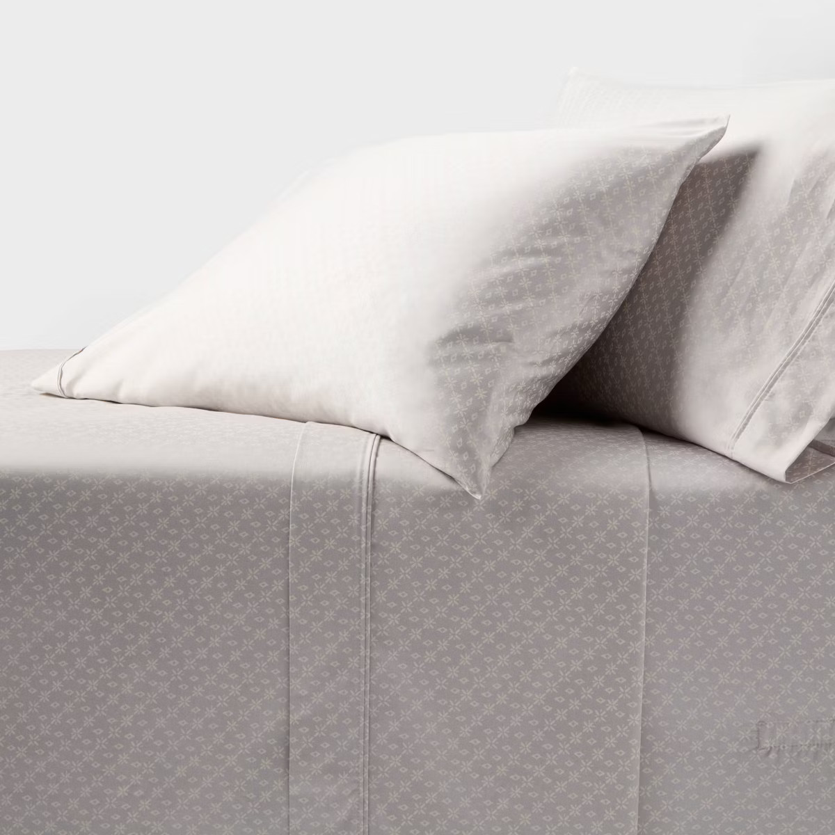 Queen 400 Thread Count Christmas Holiday Performance Sheet Set Red Plaid - Threshold™ | Target