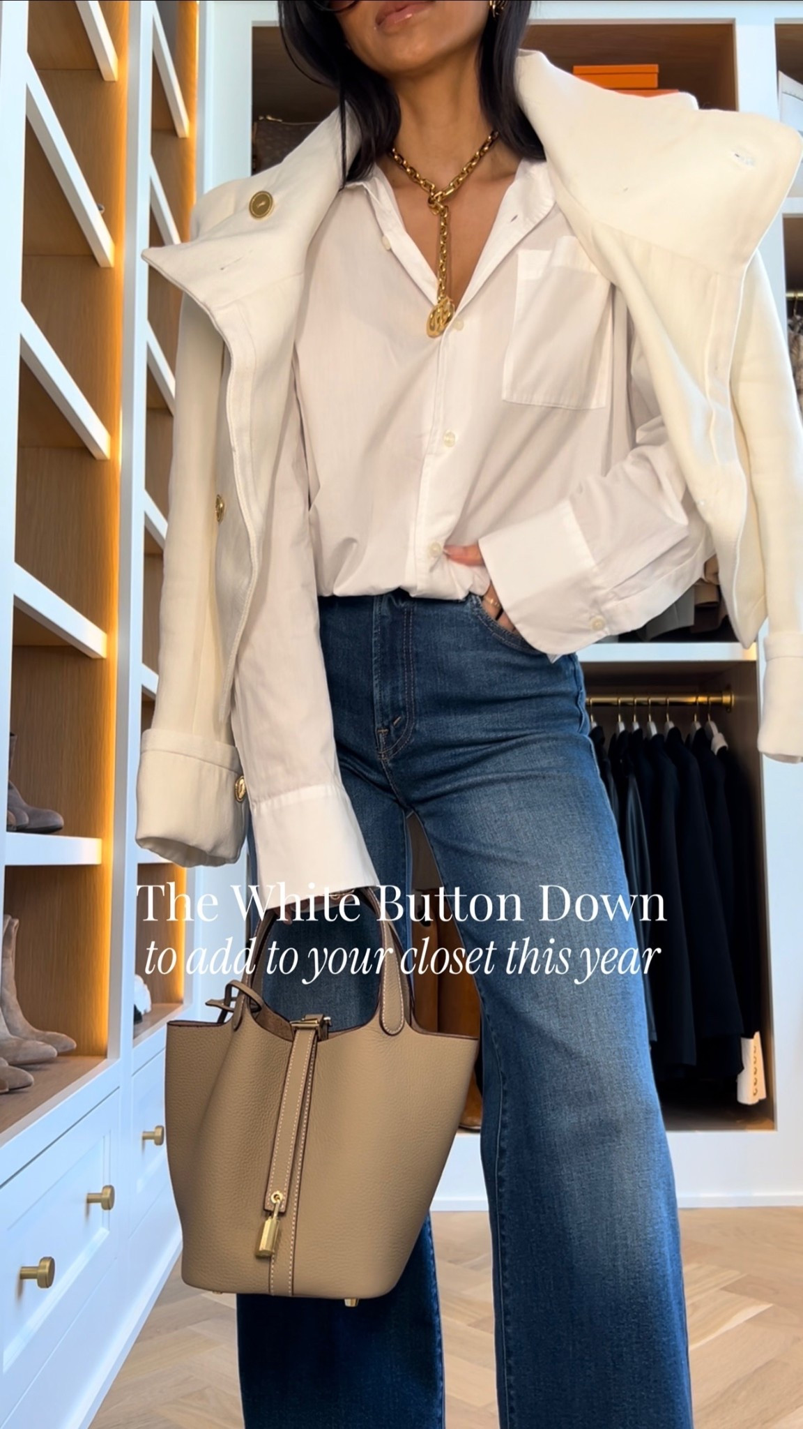The white button down to add to your capsule wardrobe this year! This bubble hem button up from Nordstrom has the perfect relaxed yet polished fit that makes it easy to dress up or down. I layered it under a chic, cropped jacket and paired it with my favorite jeans for an elevated Spring look. Such a versatile staple for work, meetings, or a casual lunch!

Scrunchie Frenchi Bubble Hem Button Up – Wearing a size XS, runs TTS
Mother Hustler Roller Sneak Jeans – Wearing a size 24, runs TTS

MiaMiaMine white button down shirt Nordstrom bubble hem blouse Zara cropped jacket Mother Hustler Roller Sneak jeans elevated everyday outfit classic white blouse chic neutral style Amazon handbag women Gucci pendant necklace capsule wardrobe staple modern feminine look

#LTKOver40 #LTKPetite #LTKWorkwear