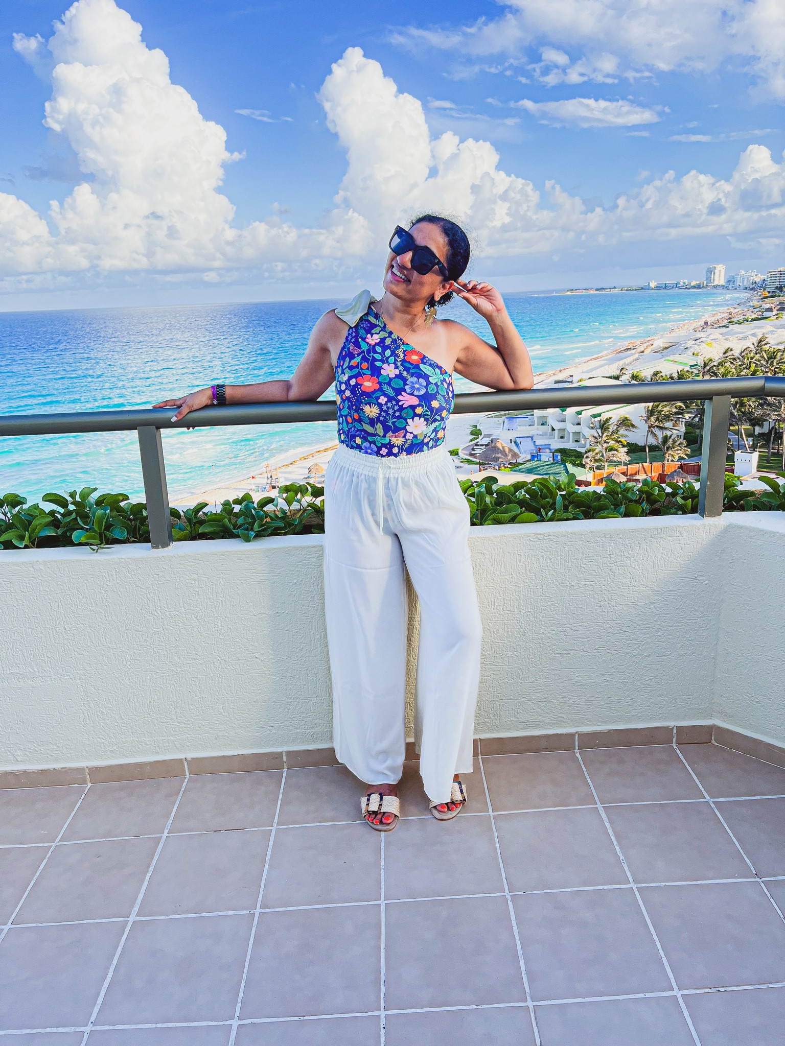 Summersalt
Swim
Vaca vibes
Beach trip 
Mexico outfits 


#LTKswim #LTKtravel #LTKFind