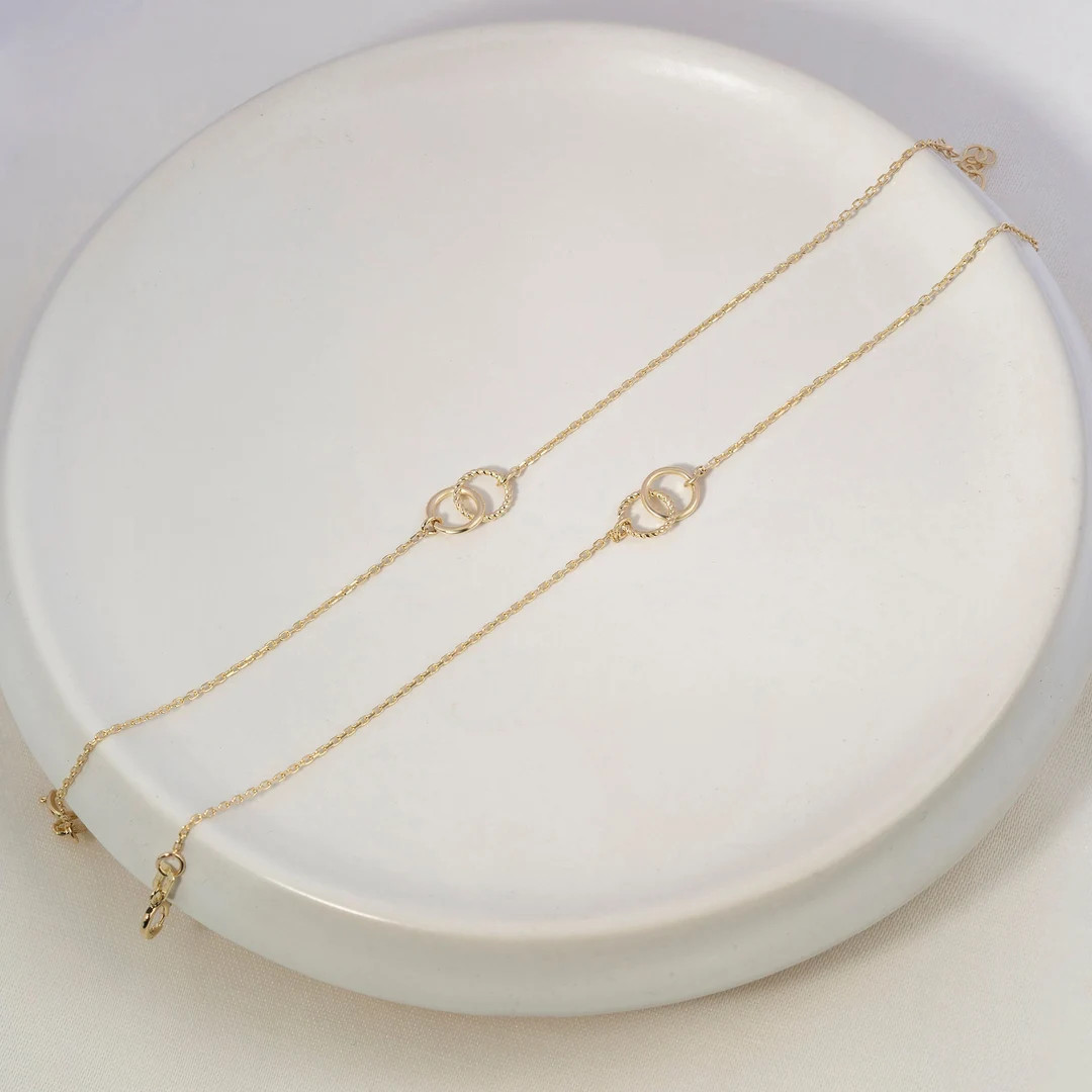 14k Solid Gold Intertwined Circles Bracelet • Interlocking Rings Bracelet • Gold Connection B... | Etsy (US)