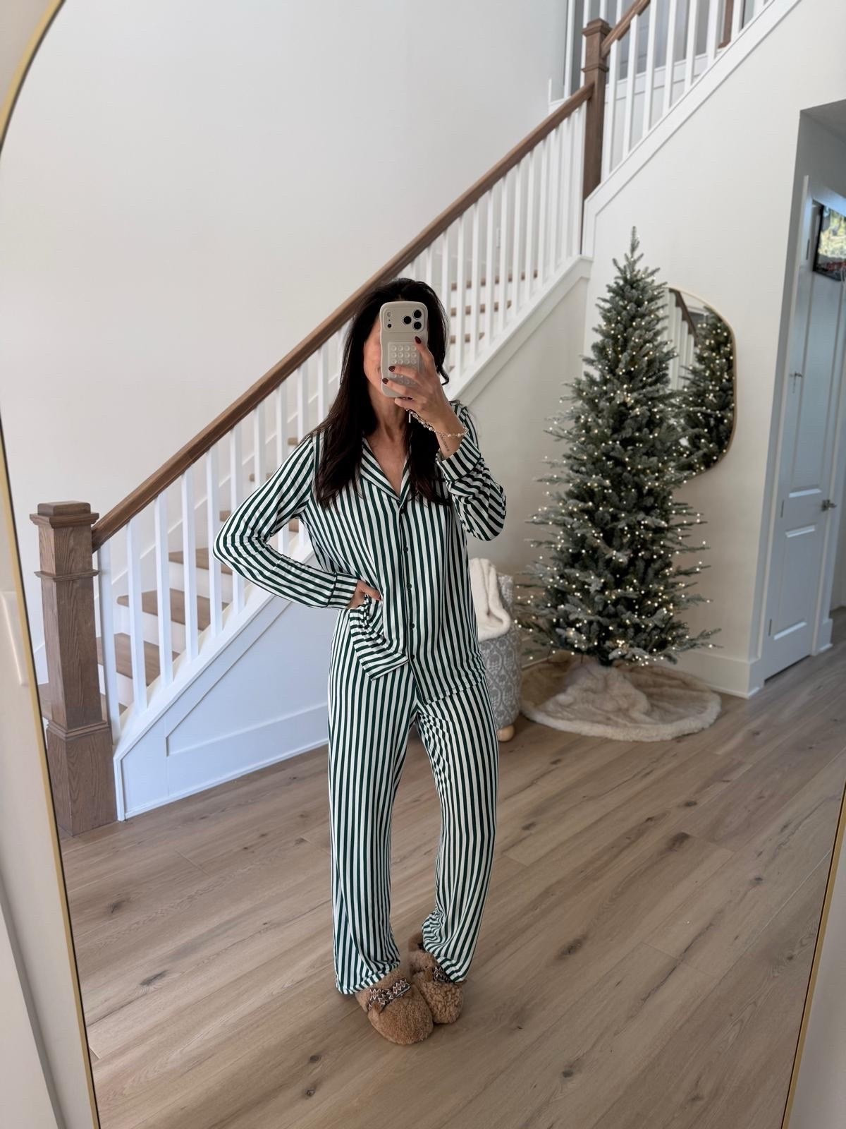 Holiday pj set, cite pajama set, sleepwear, Holiday gift ideas, size small.

#LTKHoliday #LTKOver40 #LTKSeasonal