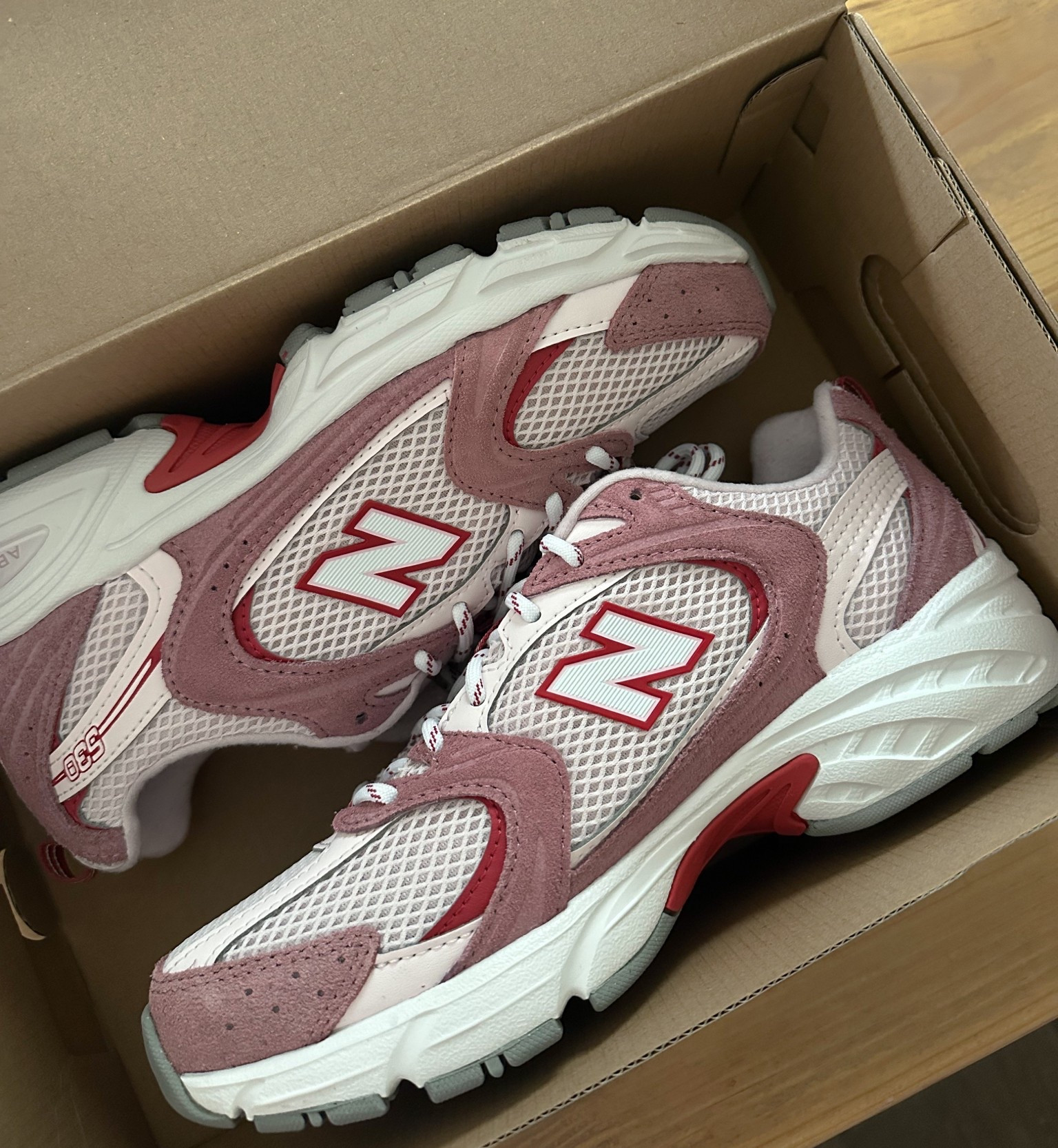 Valentine’s New Balances💌❤️

#LTKActive #LTKootd #LTKValentine