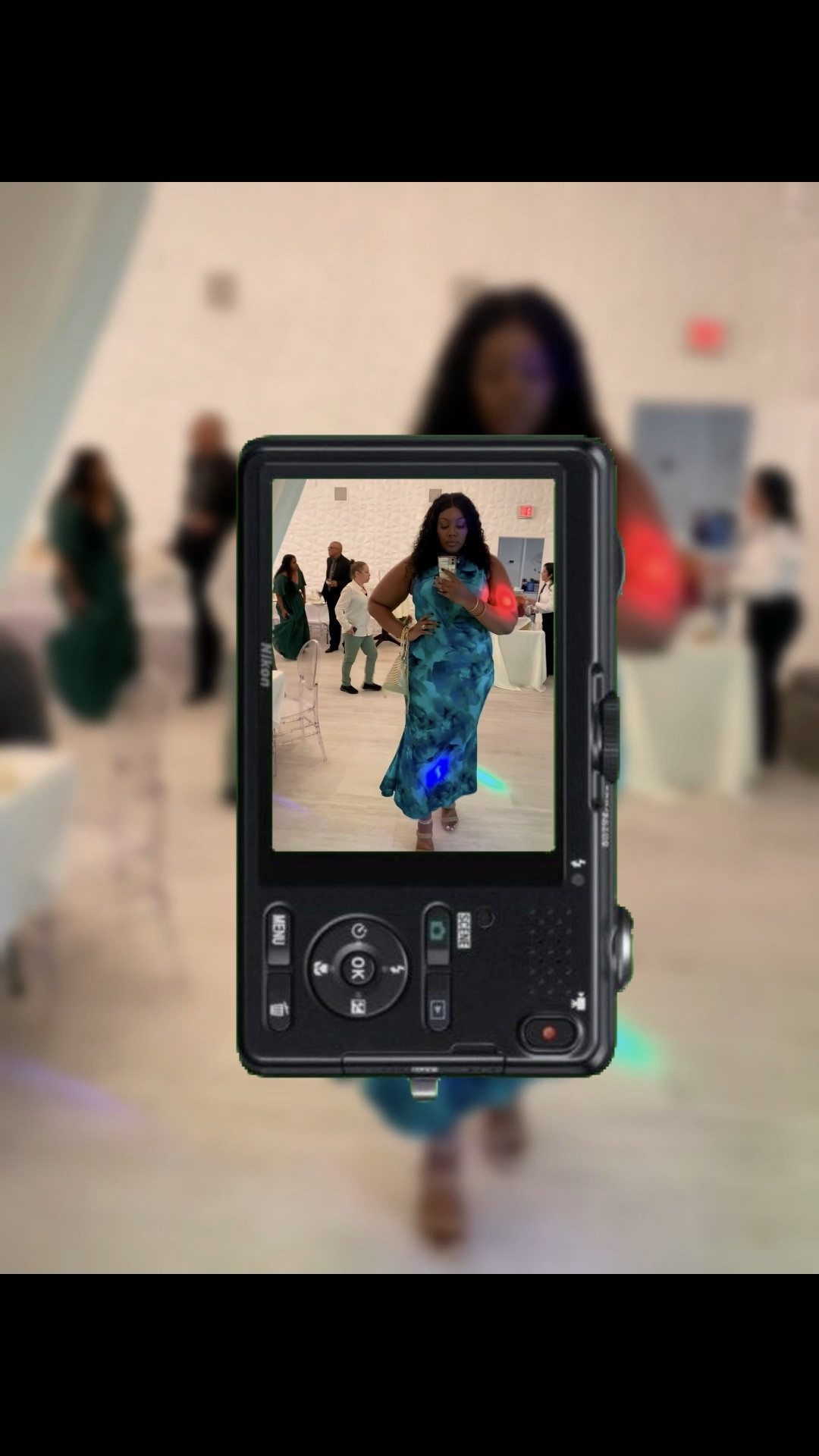 IN LOVE! Wore this dress to a seeing where the theme was midsummer nights in shades of green! It was perfect! 

I’m wearing a 3X