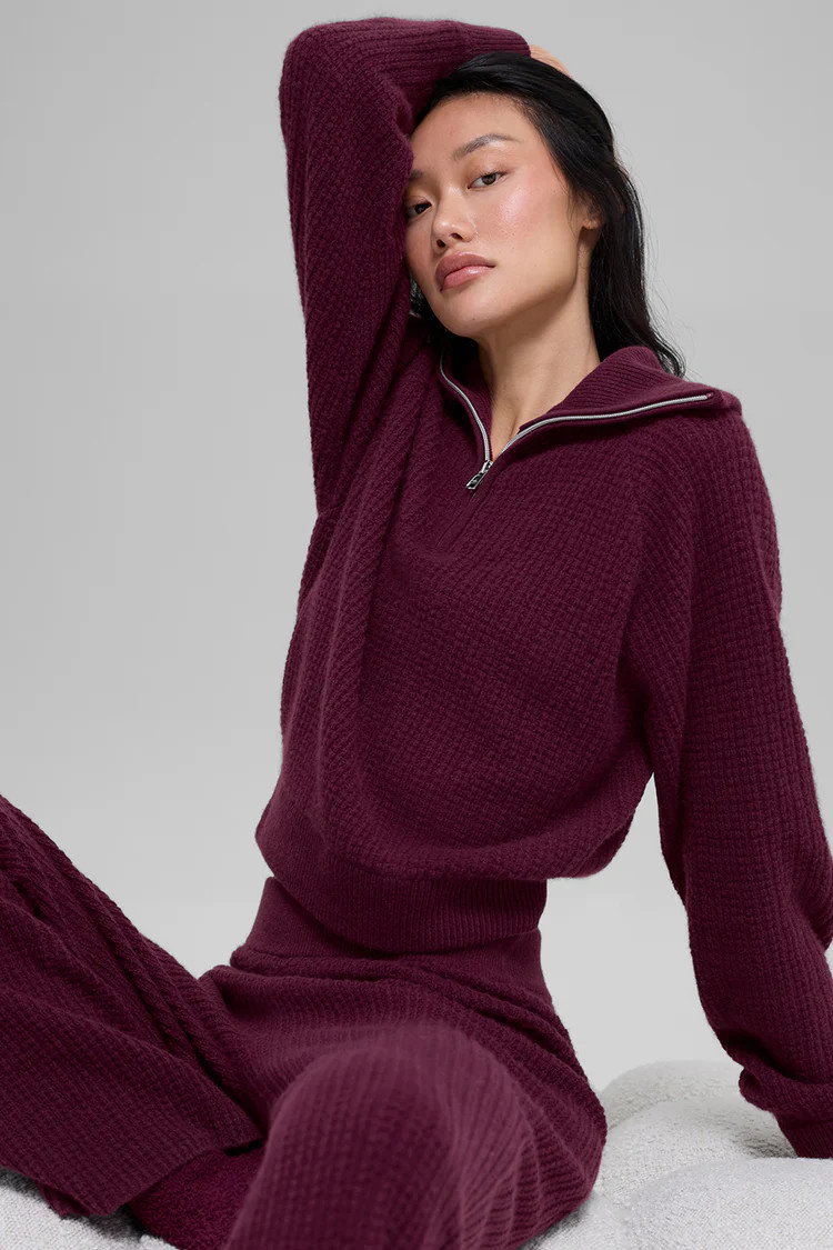 Cashmere Plush Waffle 1/4 Zip Pullover | Alo Yoga (US)