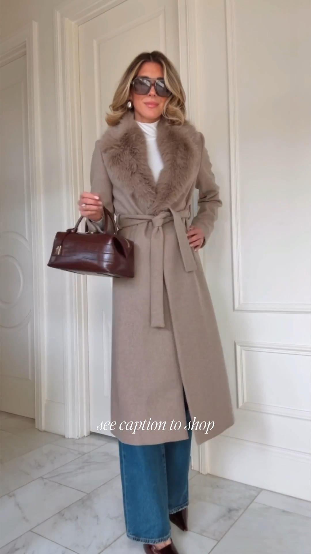 Zara fall outfit. This coat is so stunning and the faux fur collar is removable! 

#LTKootd #LTKFindsUnder100 #LTKgrwm