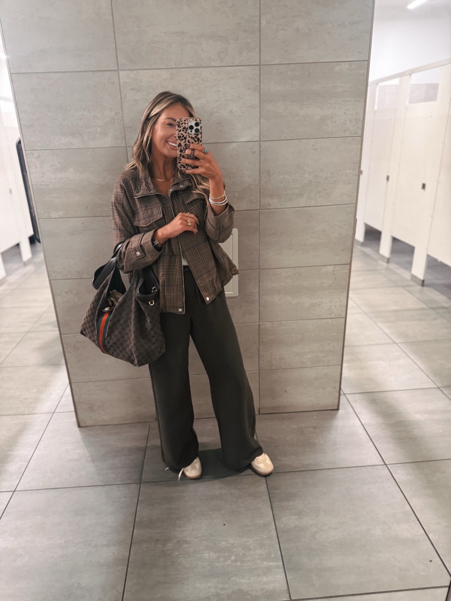 My travel outfit heading to Arizona for a work trip! Of course wearing the antiwrinkle pants that truly do not wrinkle even after a full day of travel. And the target plaid jacket I can’t stop wearing! 

I wear a small tall in the pants 
Medium in the jacket