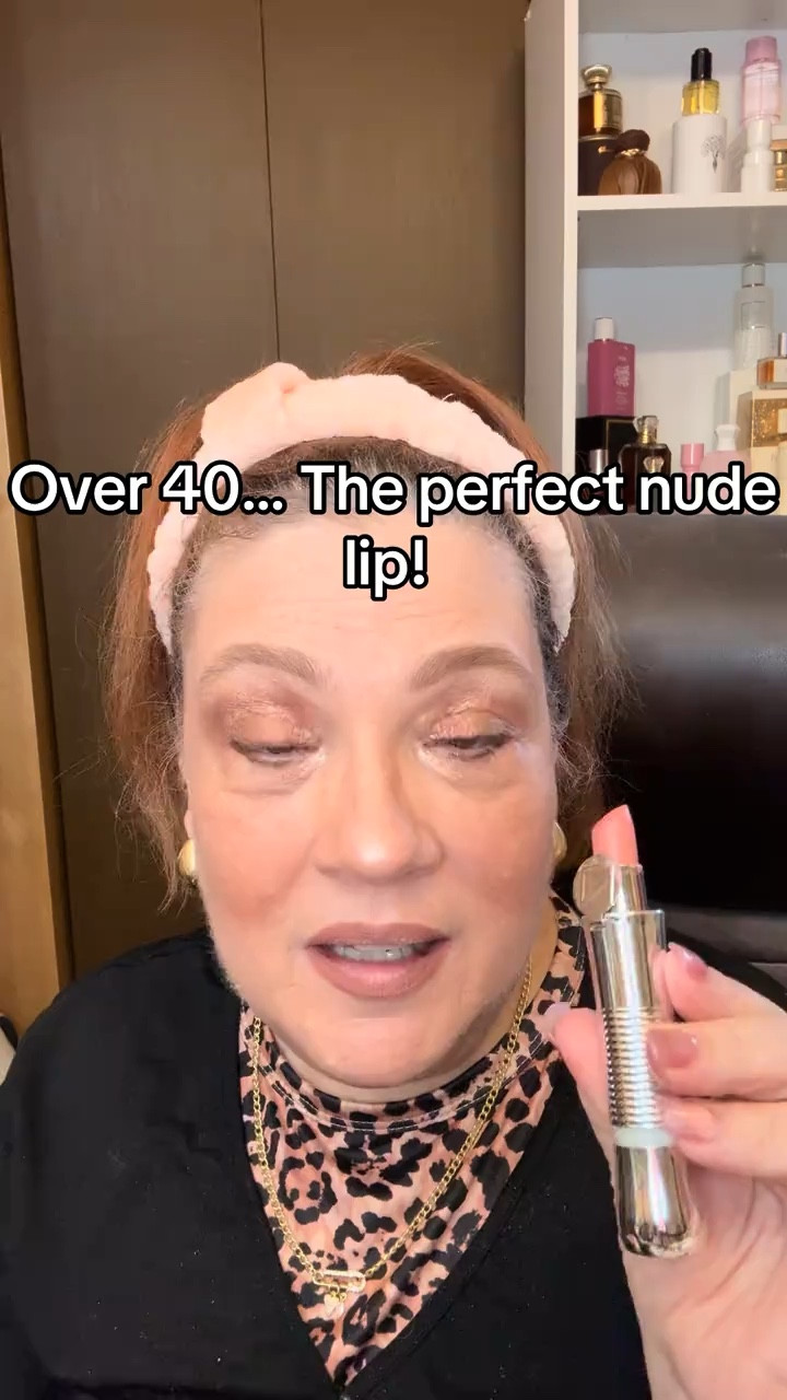 Gen X lipstick that makes lips look fuller after 40. If nude lipstick keeps washing you out, this is the one to try. Santa Monica is a chameleon nude — it pulls pink, nude, and soft brown depending on your liner. Creamy, hydrating, and SPF 30 so it’s perfect for everyday. This is the nude lipstick I keep in my purse.


#over40beauty #genxbeauty #lipstickover40 #perfectnude #ltkbeauty

#LTKBeauty #LTKOver40 #LTKgrwm