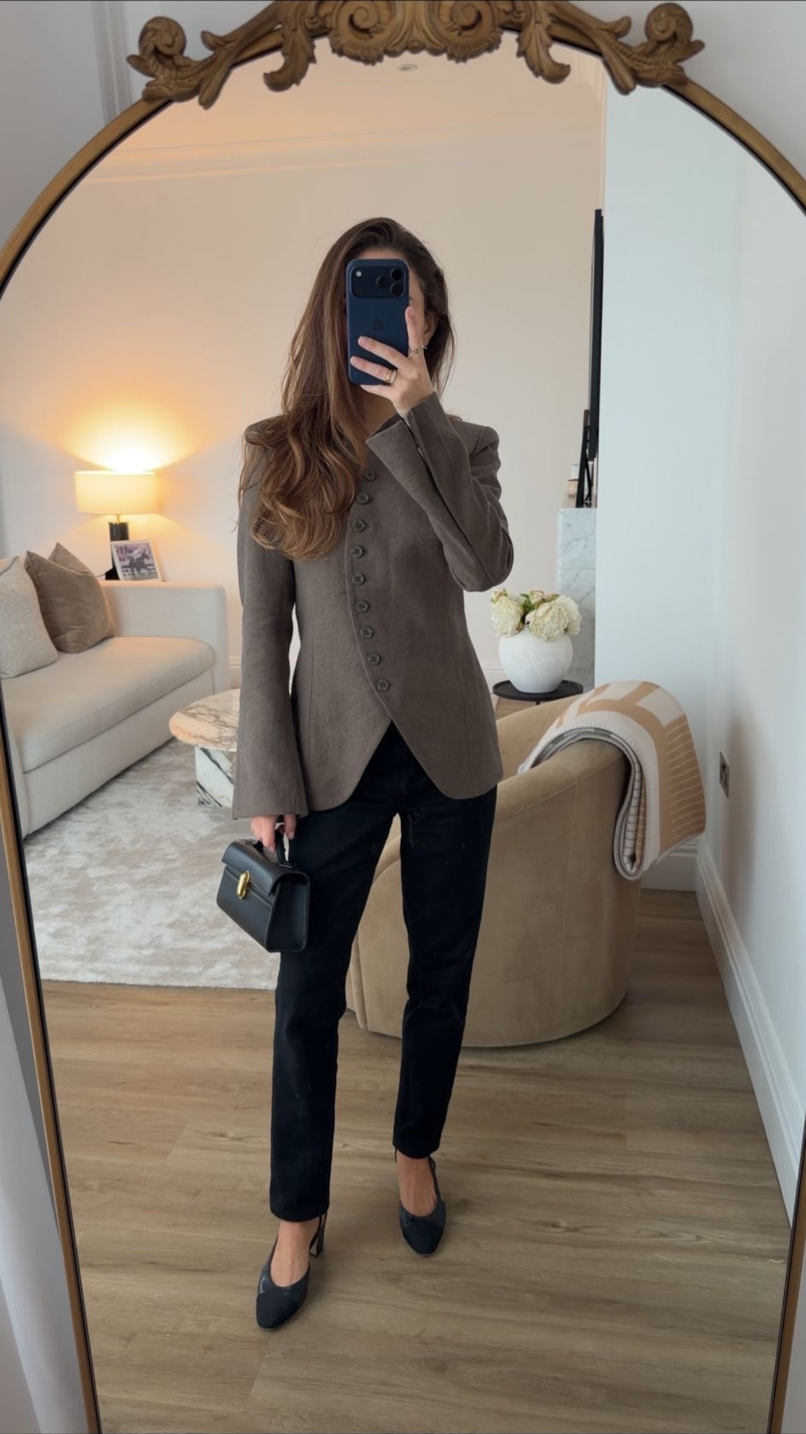 A gorgeous new piece from H&M 🤎 

Jeans are old Topshop

#LTKuk #LTKspring #LTKjeans