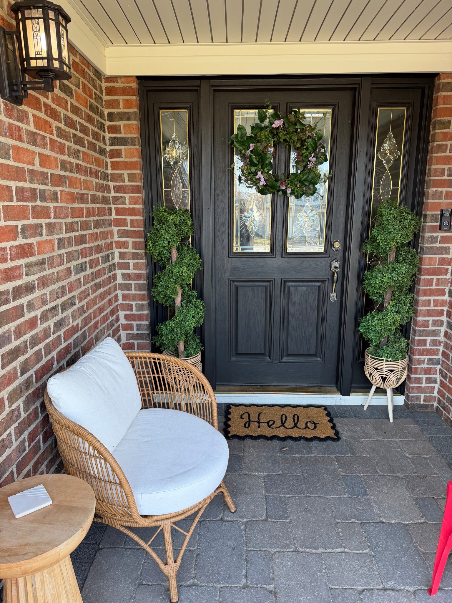 Spring front porch decor / spring front entry decor 

#LTKHome #LTKSeasonal #LTKSaleAlert
