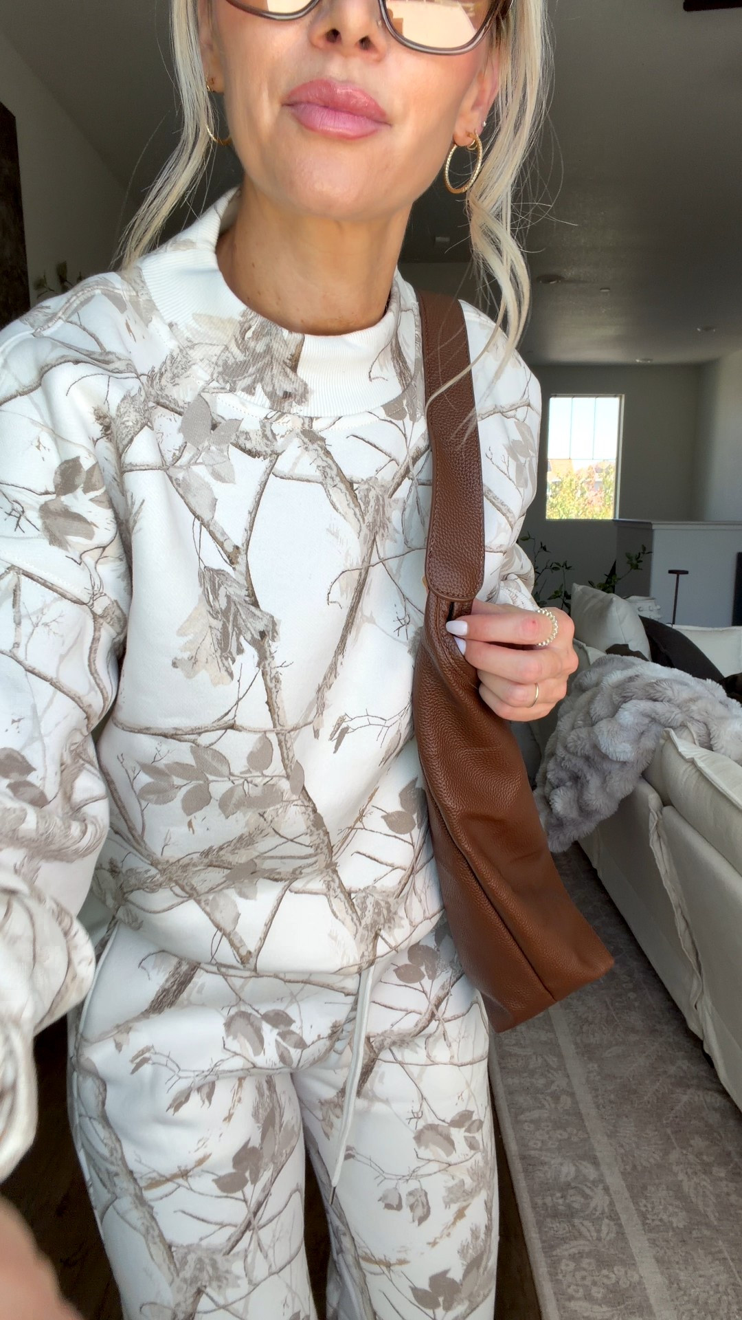 Abercrombie is having a sale on sweats and you can stack code AFFLEECE on top to get extra savings. I got size xsmall in both 
#abercrombiepartner

#LTKStyleTip #LTKU #LTKSaleAlert