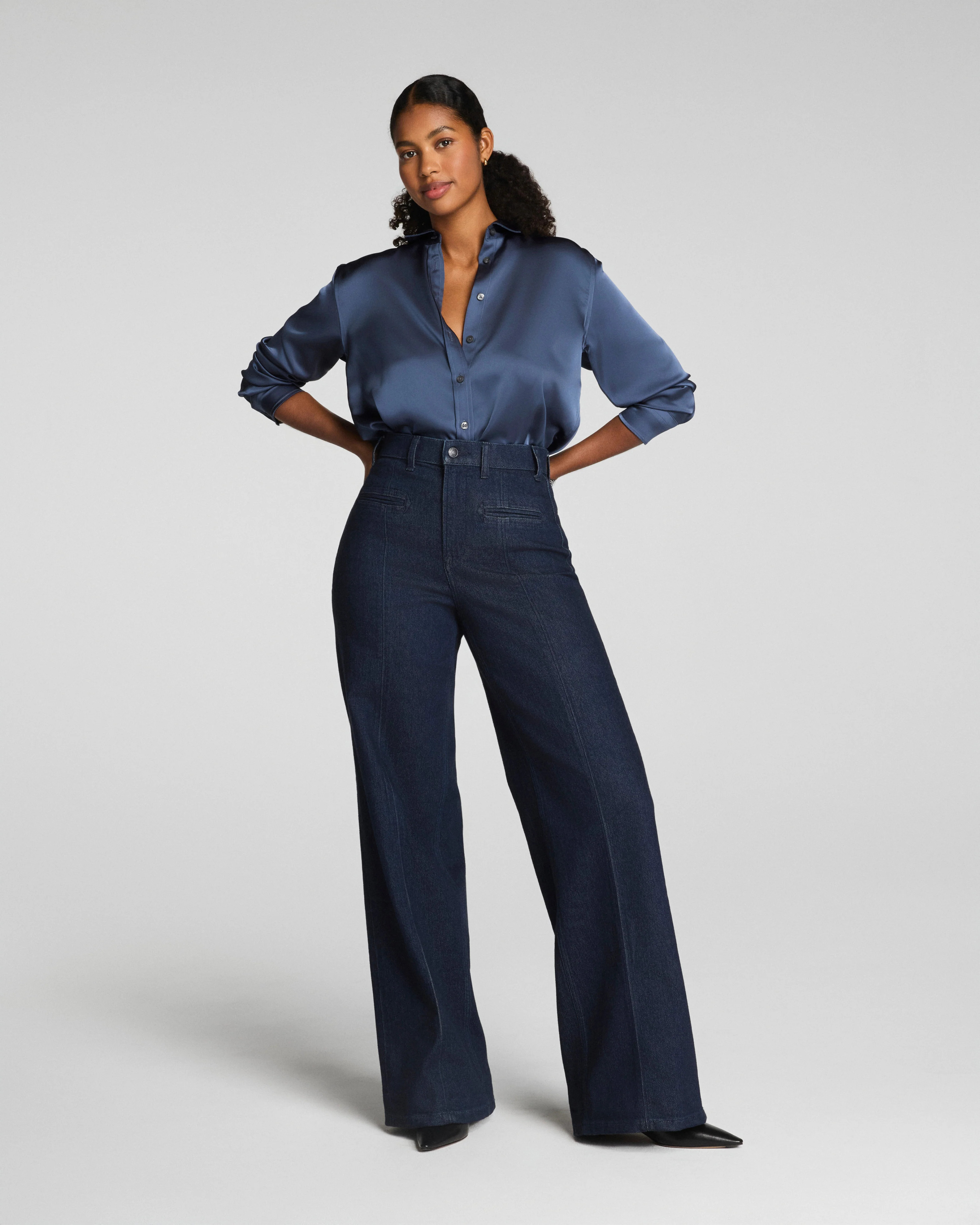 SPANXshape™ Authentic 360 Wide Leg Trouser Jeans | Spanx Canada