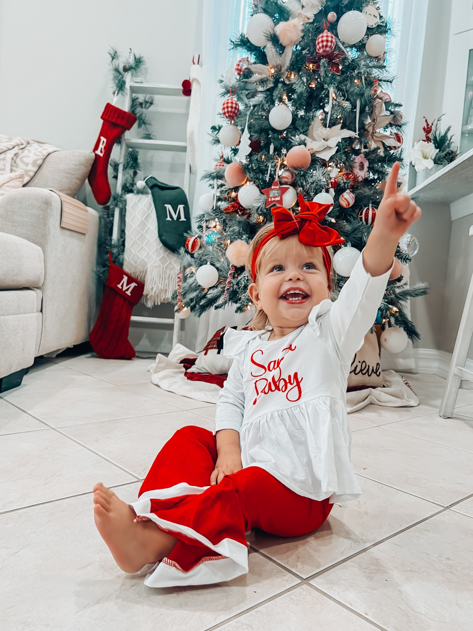 Santa baby outfit!!!!! The cutest and under $20 

#LTKSeasonal #LTKHoliday #LTKbaby