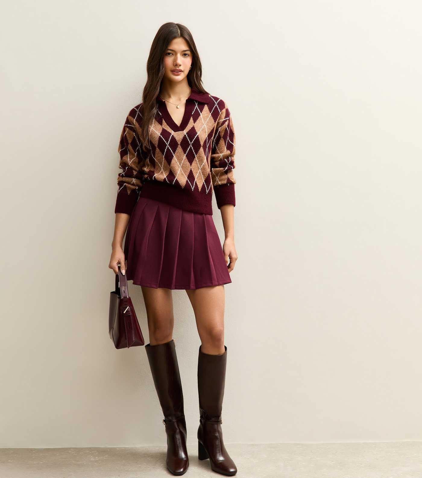 Dark Burgundy Pleated Crepe Mini Skirt | New Look | New Look (UK)