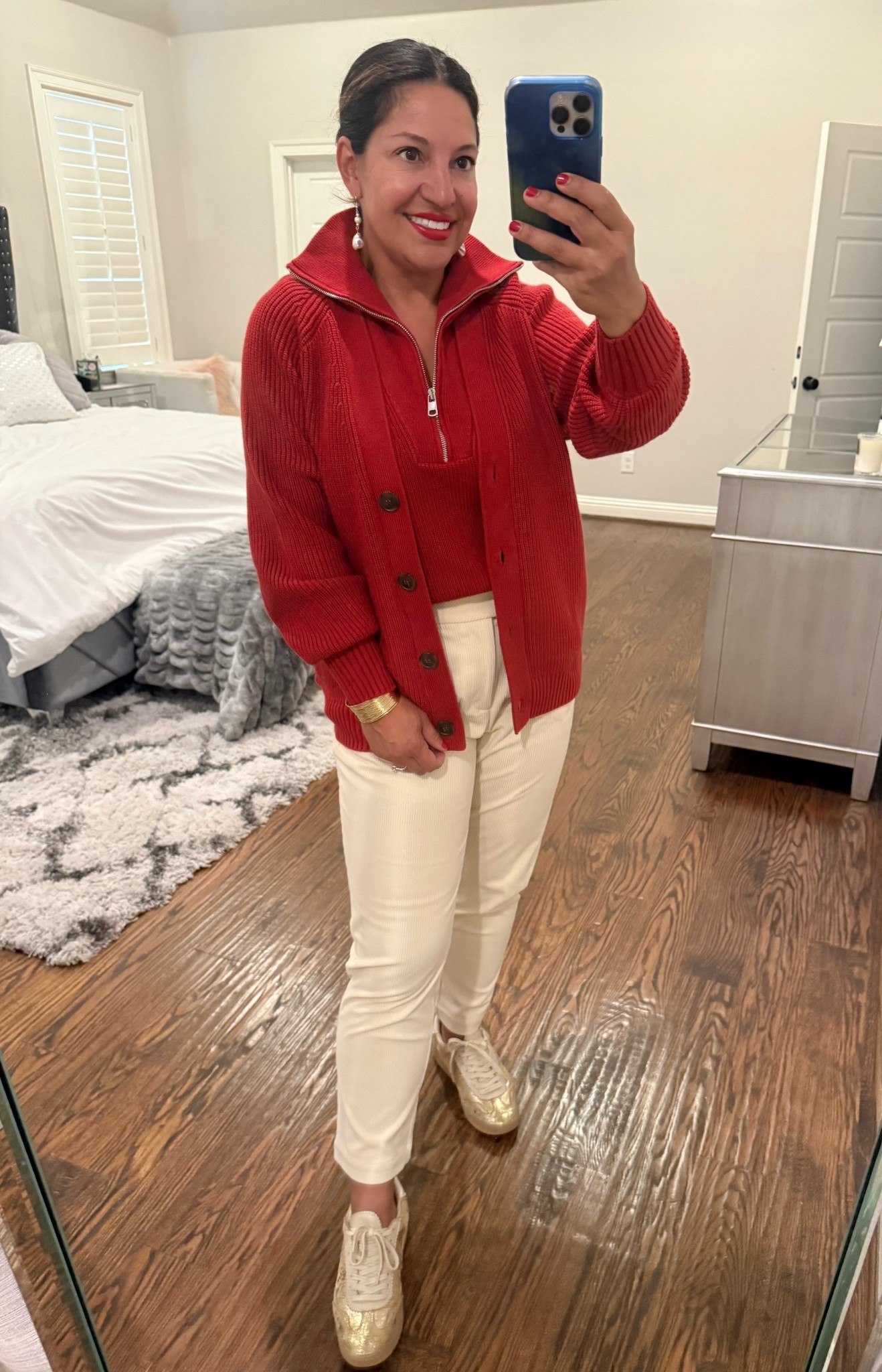 They say it’s fall, but it’s 94° here today! That didn’t stop me from getting myself ready for the fall they promise me! I LOVE this cozy outfit from Varley! The sweater underneath is sleeveless which is going to be perfect for me when layering on our upcoming Paris trip. 

The pants are a super soft corduroy and have a non detectable stretch waist in the back for comfort.  

I’m wearing an XS in the cardigan, a small in the sweater, and a medium in the pants. 

This will be perfect for travel!

#LTKTravel #LTKWorkwear #LTKSeasonal