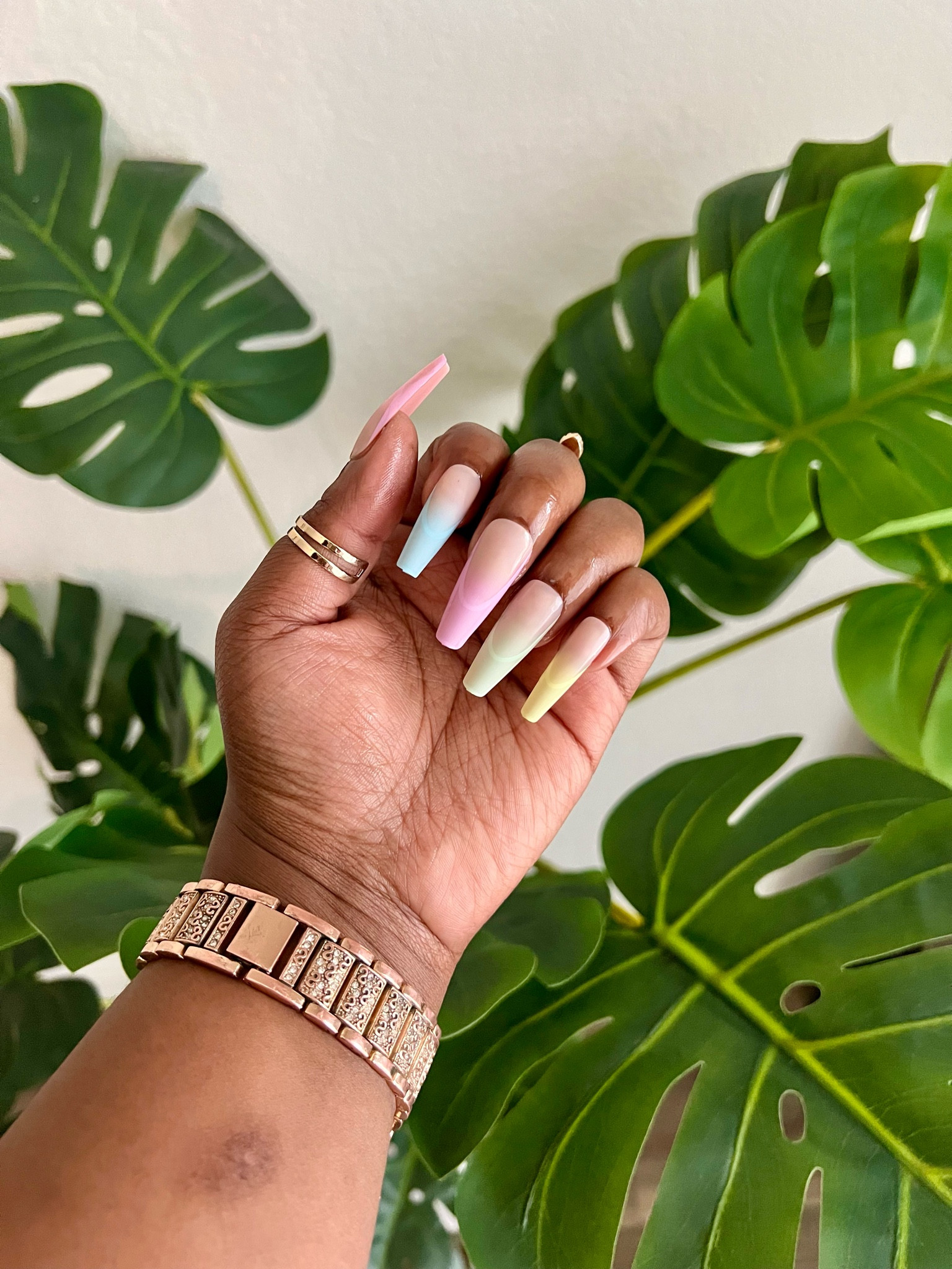 Neon Press on Nails ✅

#LTKsalealert #LTKbeauty #LTKunder50