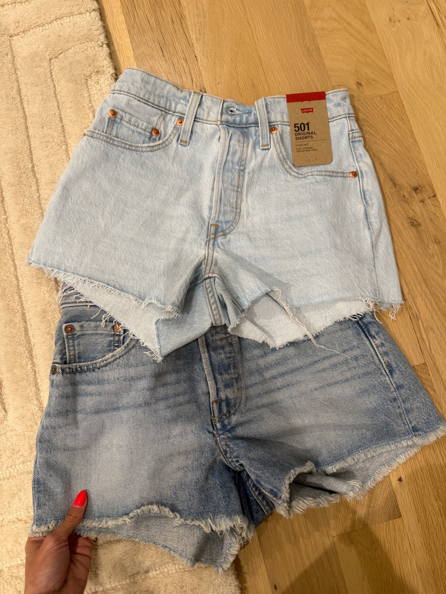 Viral and Flattering denim shorts o  sale size 24 

#LTKPetite #LTKSaleAlert